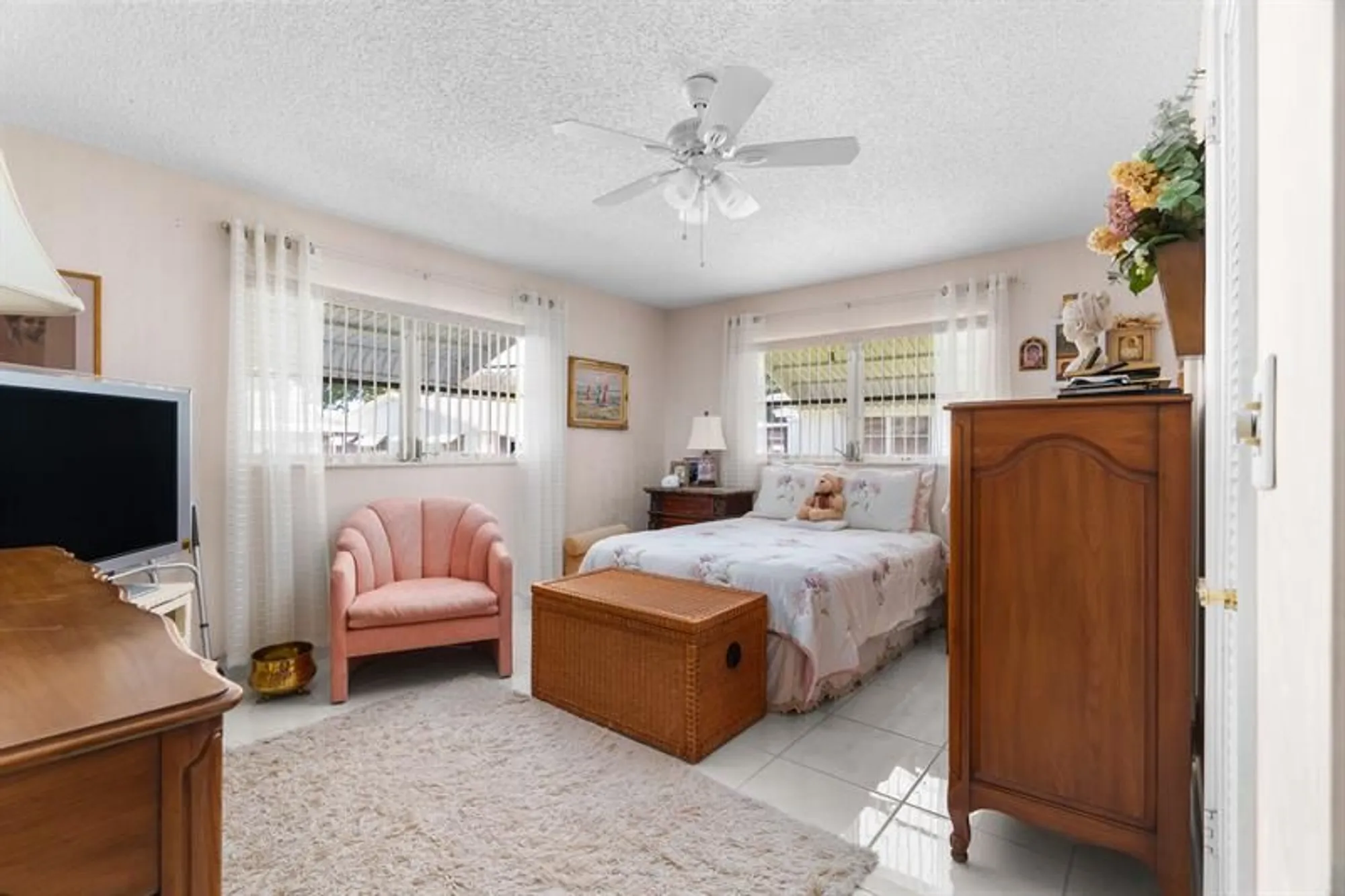 Property Slideshow image 25 of 50 | 8611 nw 11th st # b-161, Plantation, FL, 33322