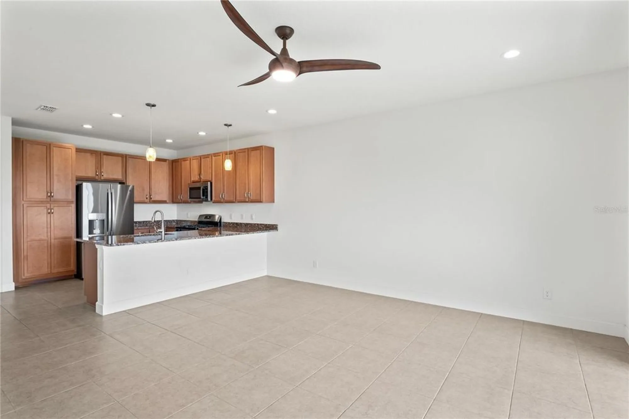 Property Slideshow image 10 of 61 | 4906 avila lakes dr, Wimauma, FL, 33598