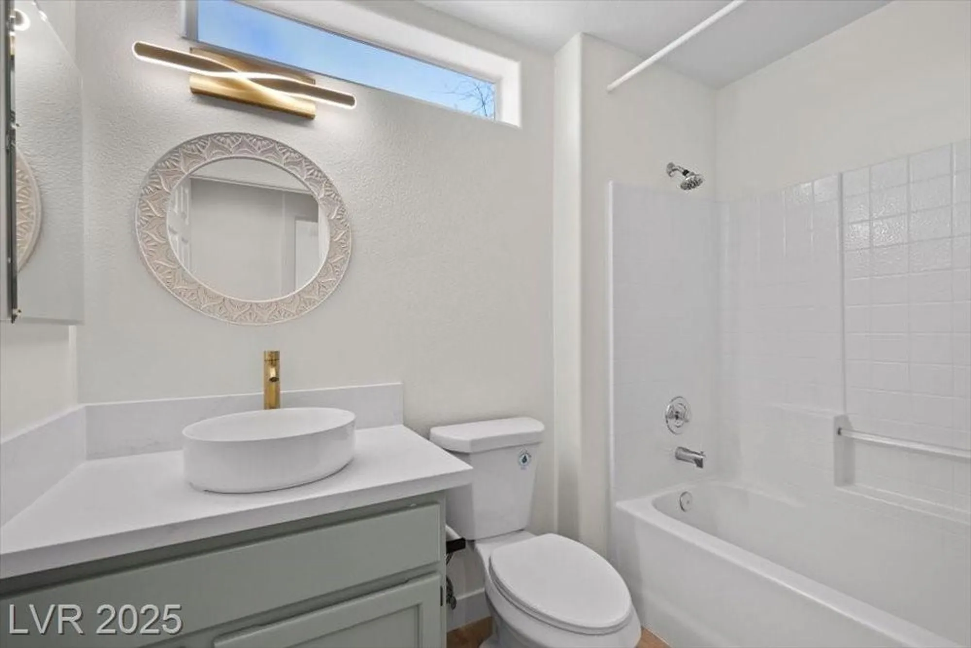 Property Slideshow image 21 of 27 | 2216 spring water dr, Las Vegas, NV, 89134