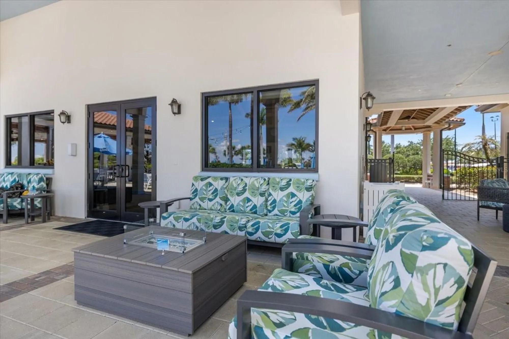 Property Slideshow image 47 of 65 | 10209 fiddlewood dr, Venice, FL, 34293