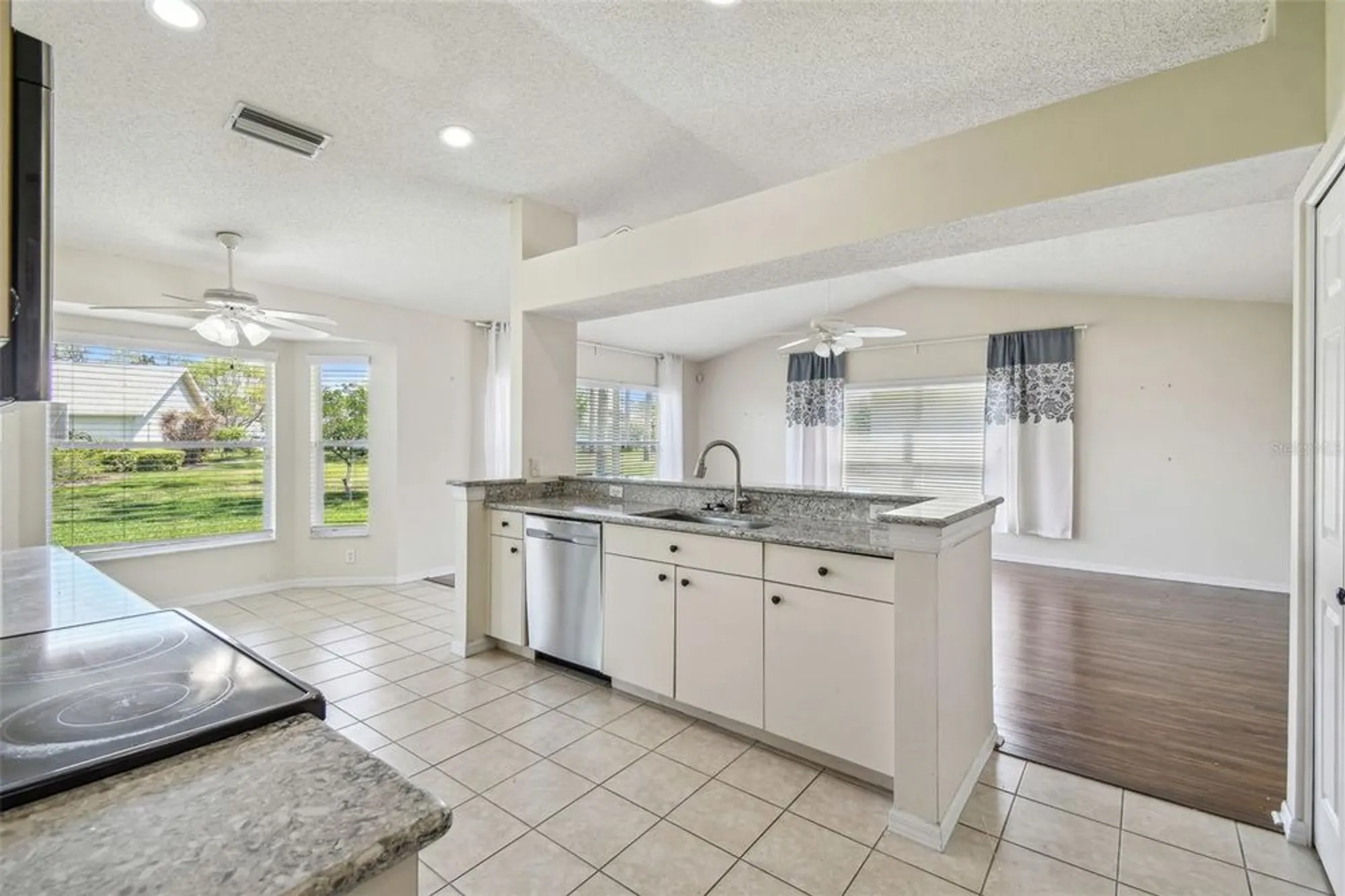 Property Slideshow image 28 of 53 | 11147 brambleleaf way, Hudson, FL, 34667