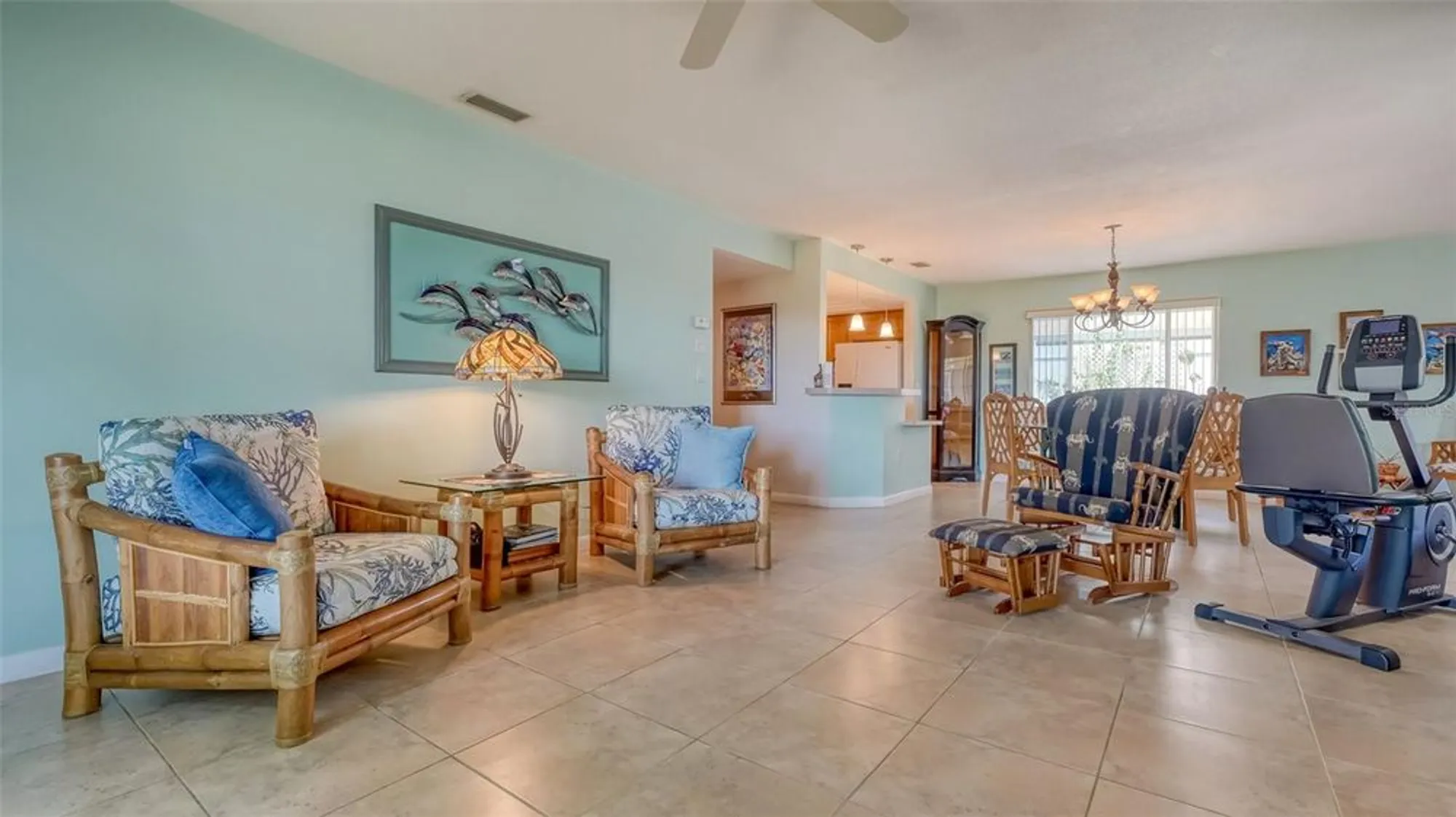Property Slideshow image 23 of 86 | 2016 riverbluff pkwy v328, Sarasota, FL, 34231