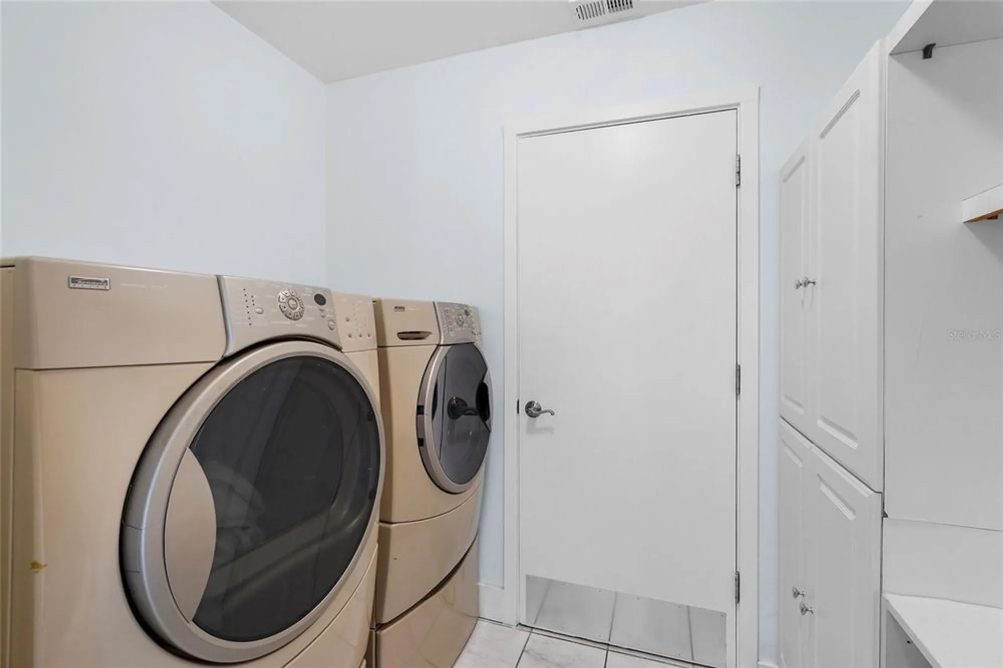 Property Slideshow image 47 of 57 | 5720 timber lake cir, Sarasota, FL, 34243