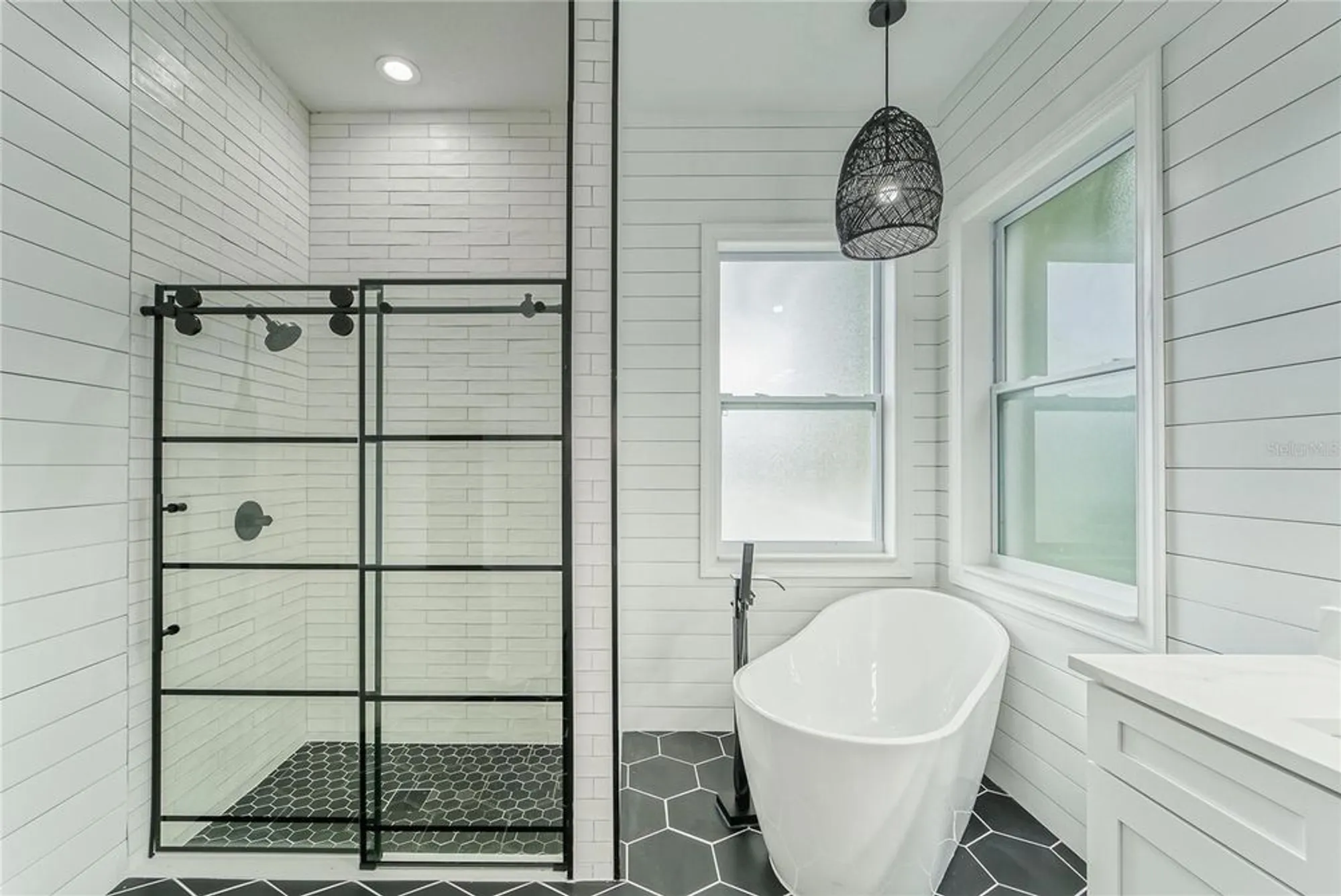 Property Slideshow image 46 of 81 | 5718 sea turtle pl, Apollo Beach, FL, 33572