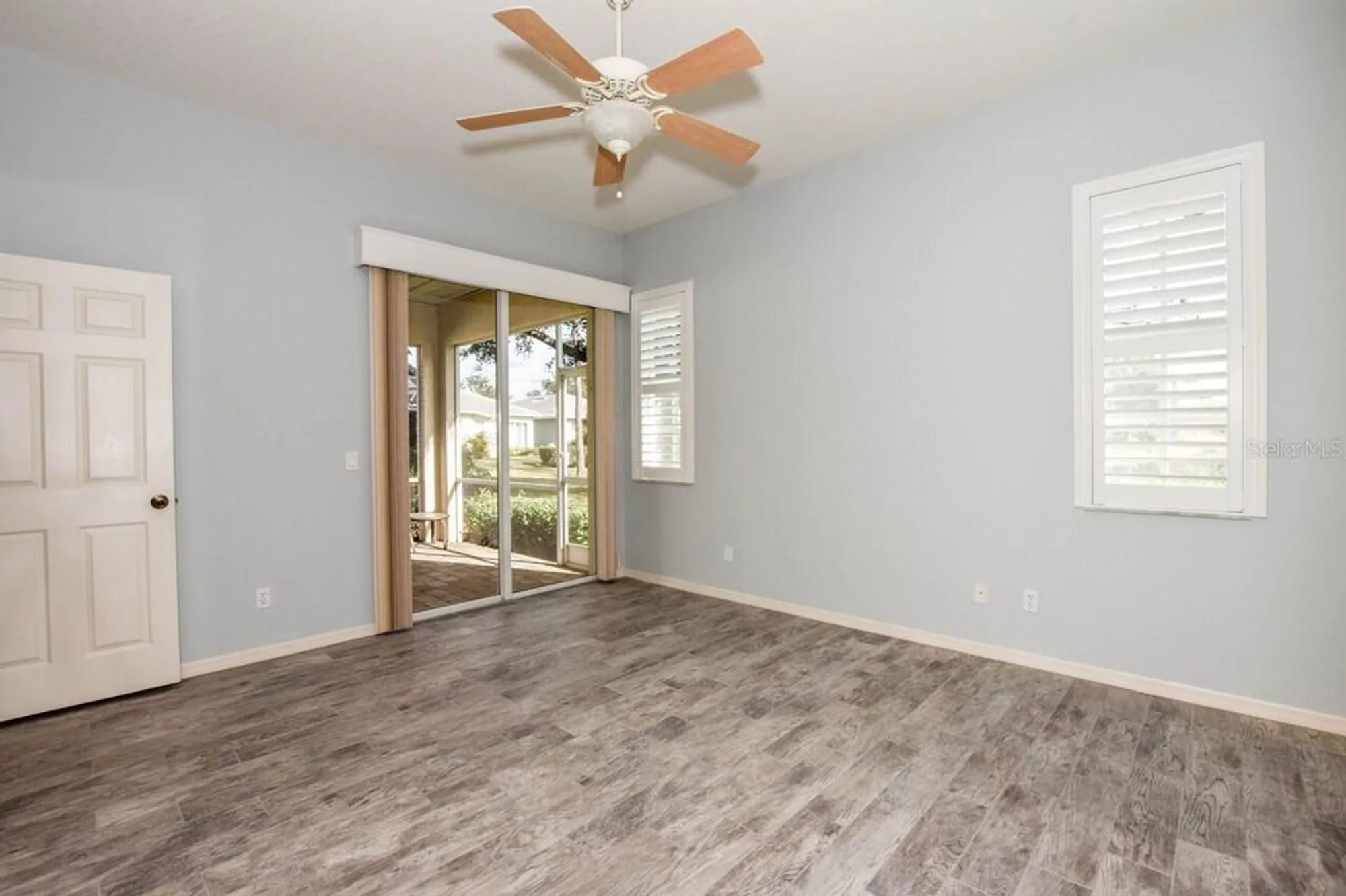 Property Slideshow image 15 of 63 | 834 montrose dr # 9, Venice, FL, 34293