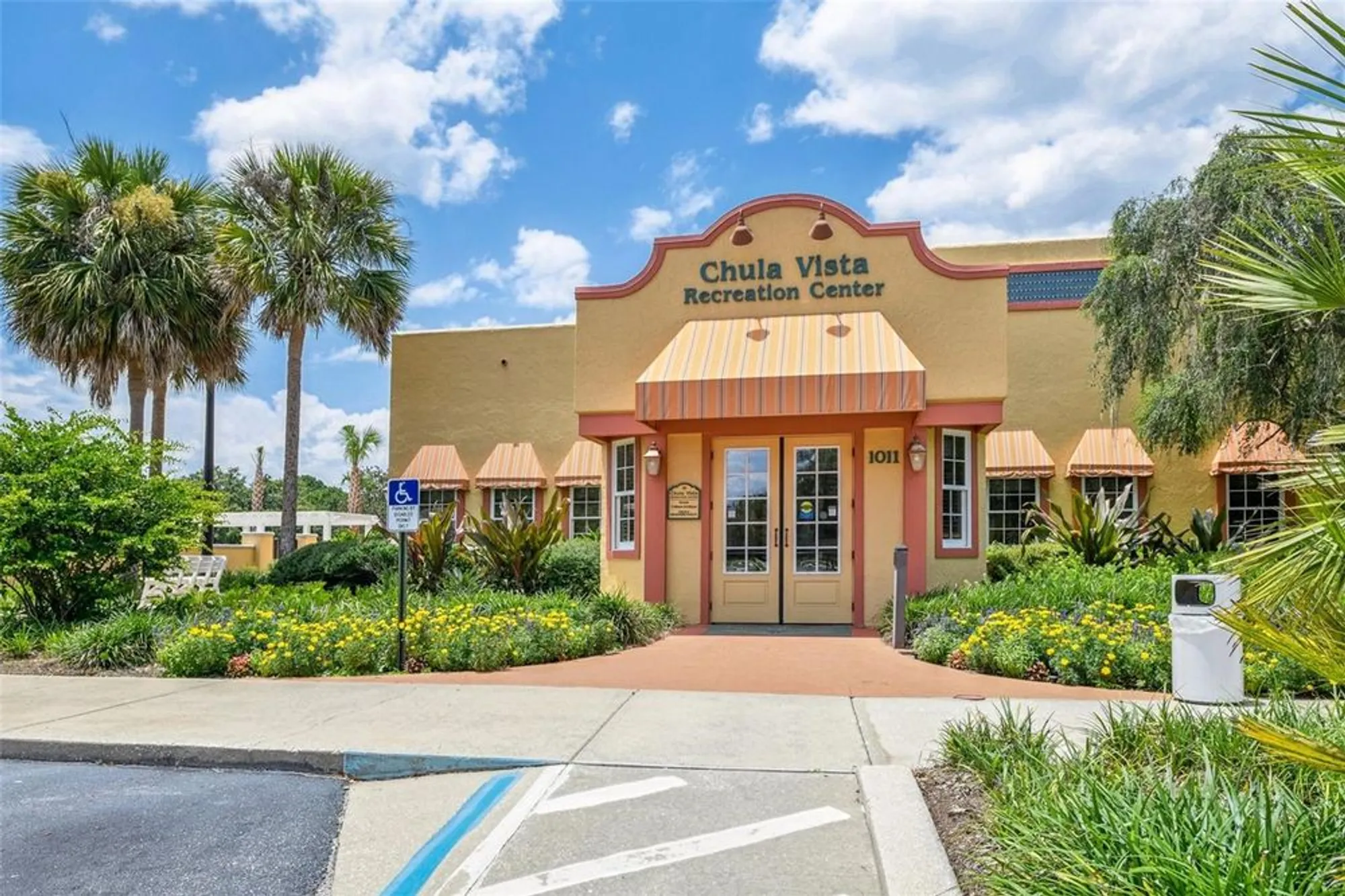 Property Slideshow image 44 of 53 | 516 loma paseo dr, The Villages, FL, 32159