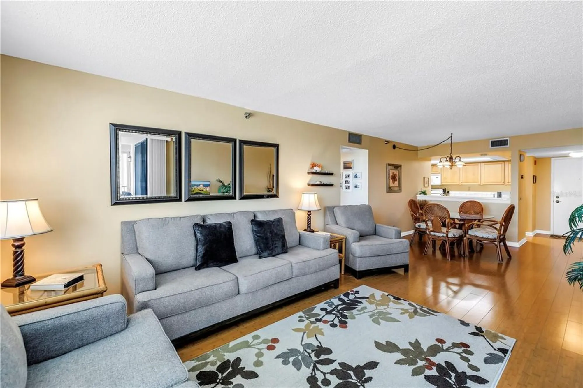 Property Slideshow image 10 of 36 | 6265 sun blvd apt 605, St Petersburg, FL, 33715