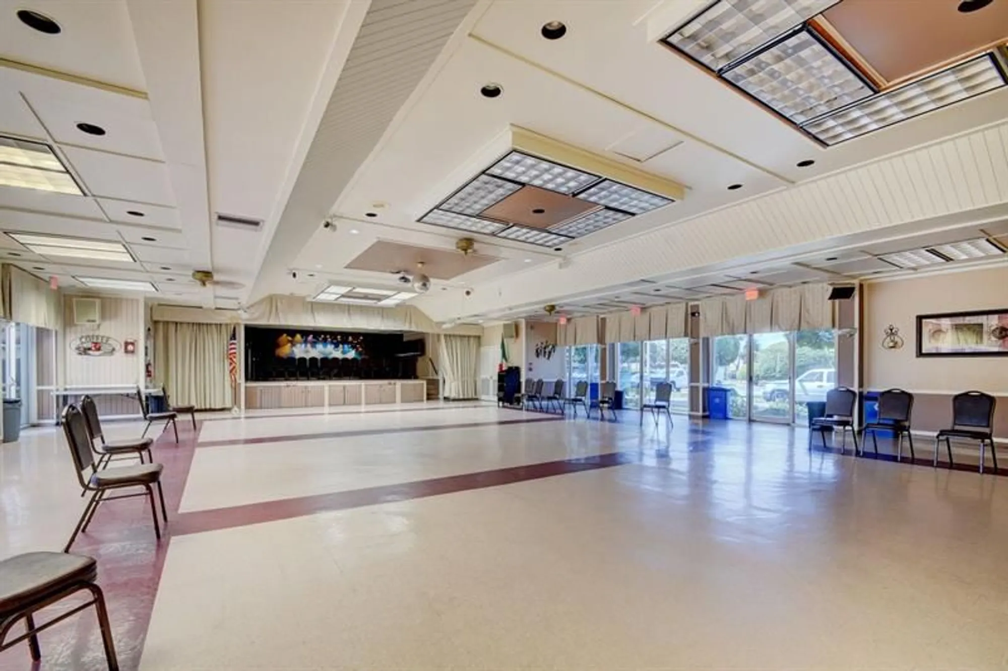 Property Slideshow image 44 of 67 | 100 lake meryl dr 201, West Palm Beach, FL, 33411