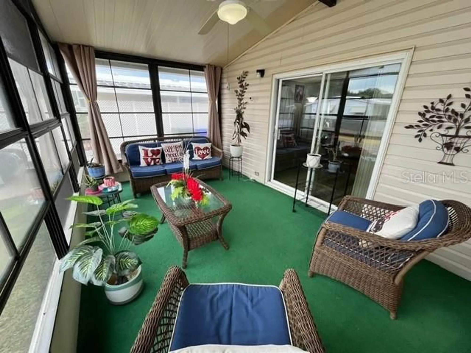 Property Slideshow image 19 of 31 | 1785 quail hill dr, Lakeland, FL, 33810