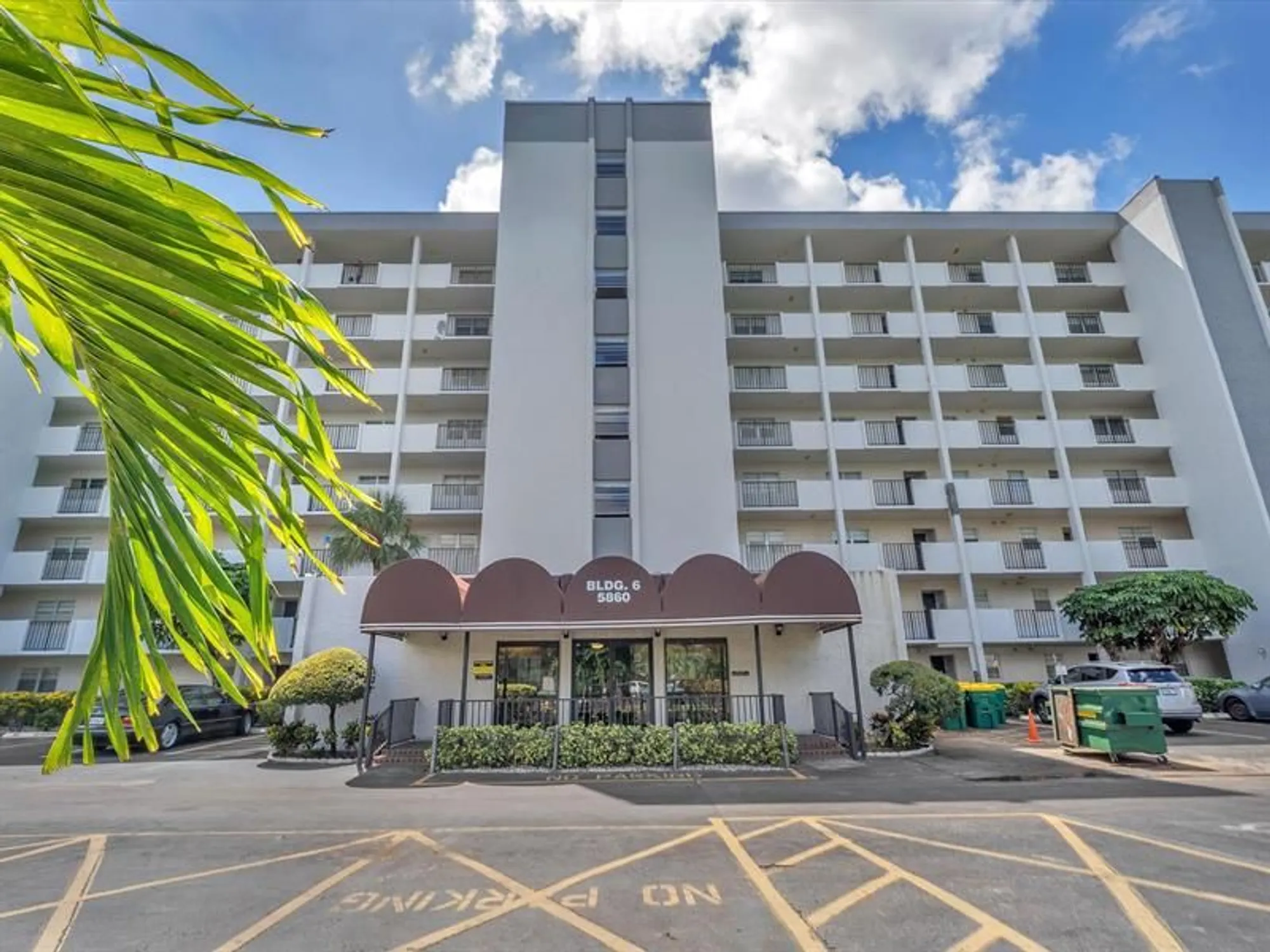 Property Slideshow image 27 of 28 | 5860 nw 44th st 804, Lauderhill, FL, 33319