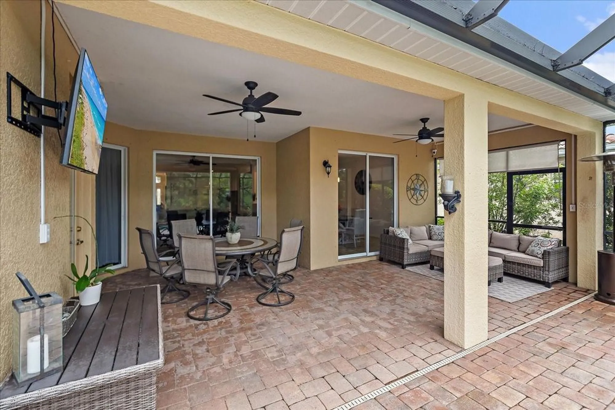 Property Slideshow image 15 of 46 | 131 river enclave ct, Bradenton, FL, 34212