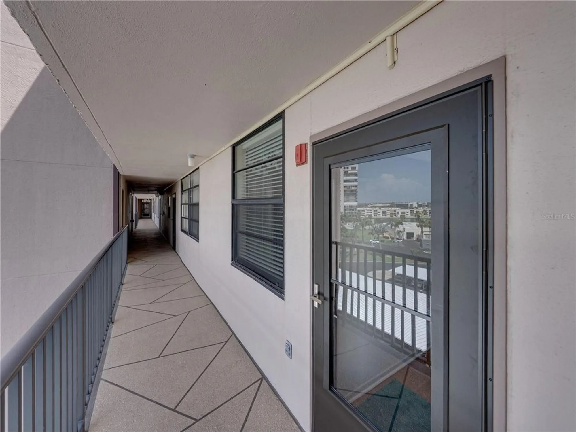 Property Slideshow image 5 of 40 | 7600 sun island dr 603, South Pasadena, FL, 33707