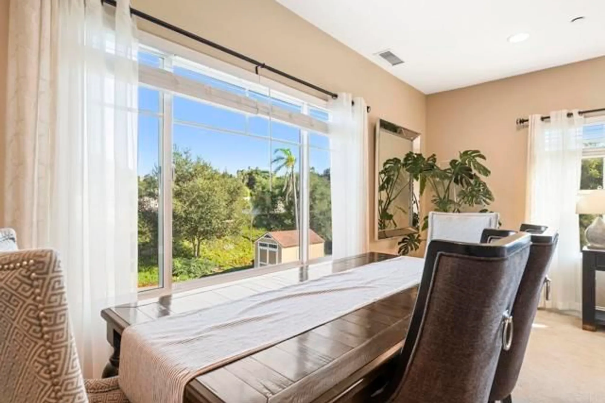 Property Slideshow image 33 of 71 | 27636 mountain meadow rd, Escondido, CA, 92026