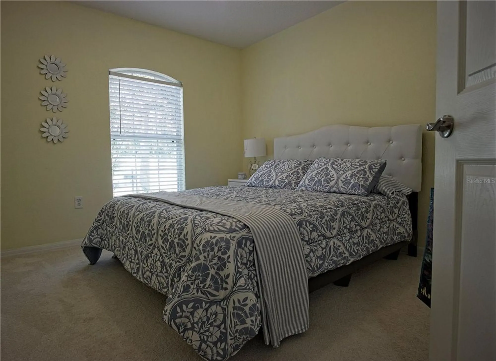 Property Slideshow image 32 of 36 | 516 millifiora ln, Kissimmee, FL, 34759