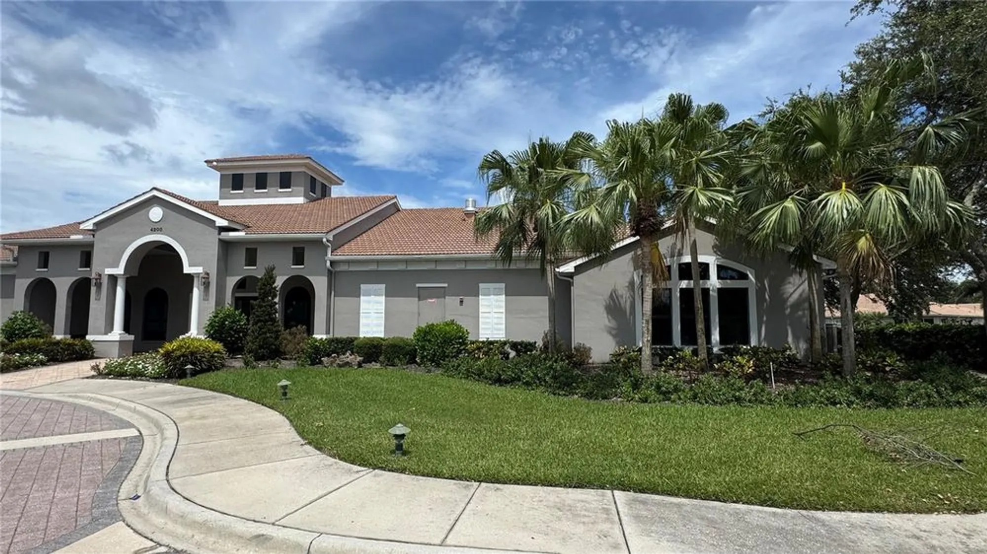 Property Slideshow image 15 of 24 | 8228 simpson falls ct, Sarasota, FL, 34243