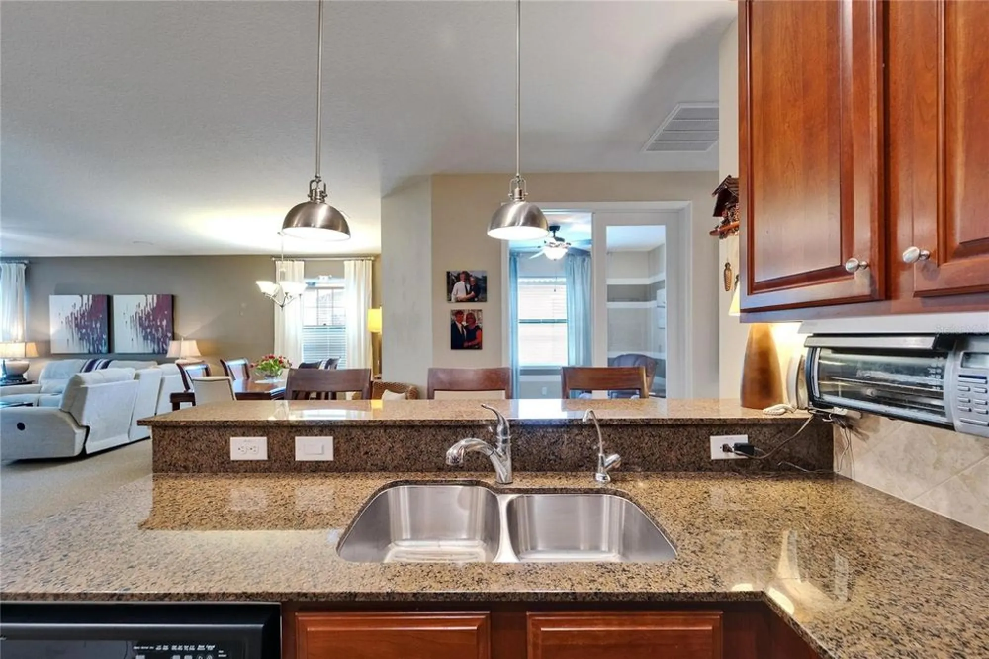 Property Slideshow image 19 of 93 | 5646 sunset falls dr, Apollo Beach, FL, 33572