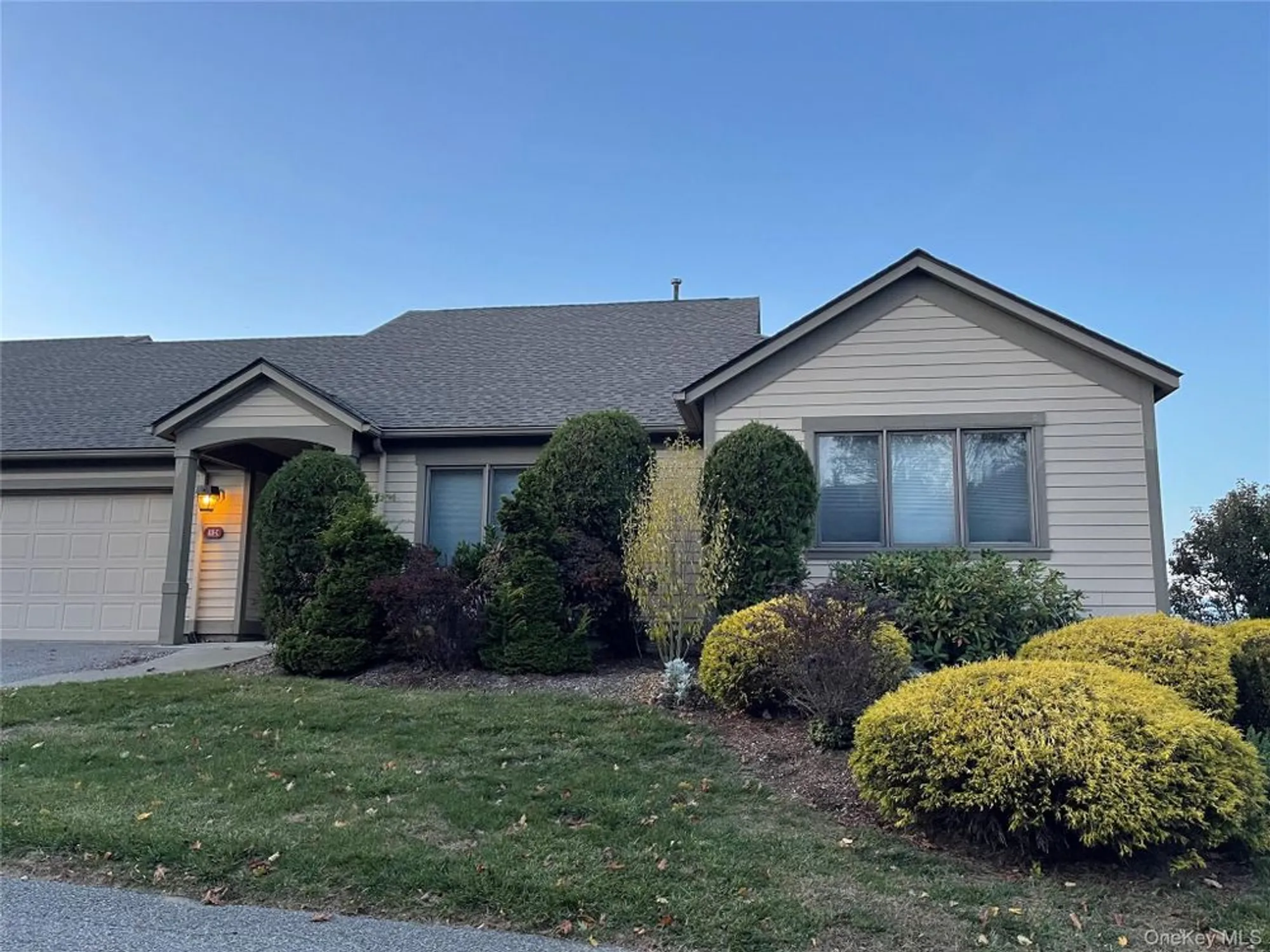 Property Slideshow image 2 of 36 | 418 heritage hls c, Somers, NY, 10589