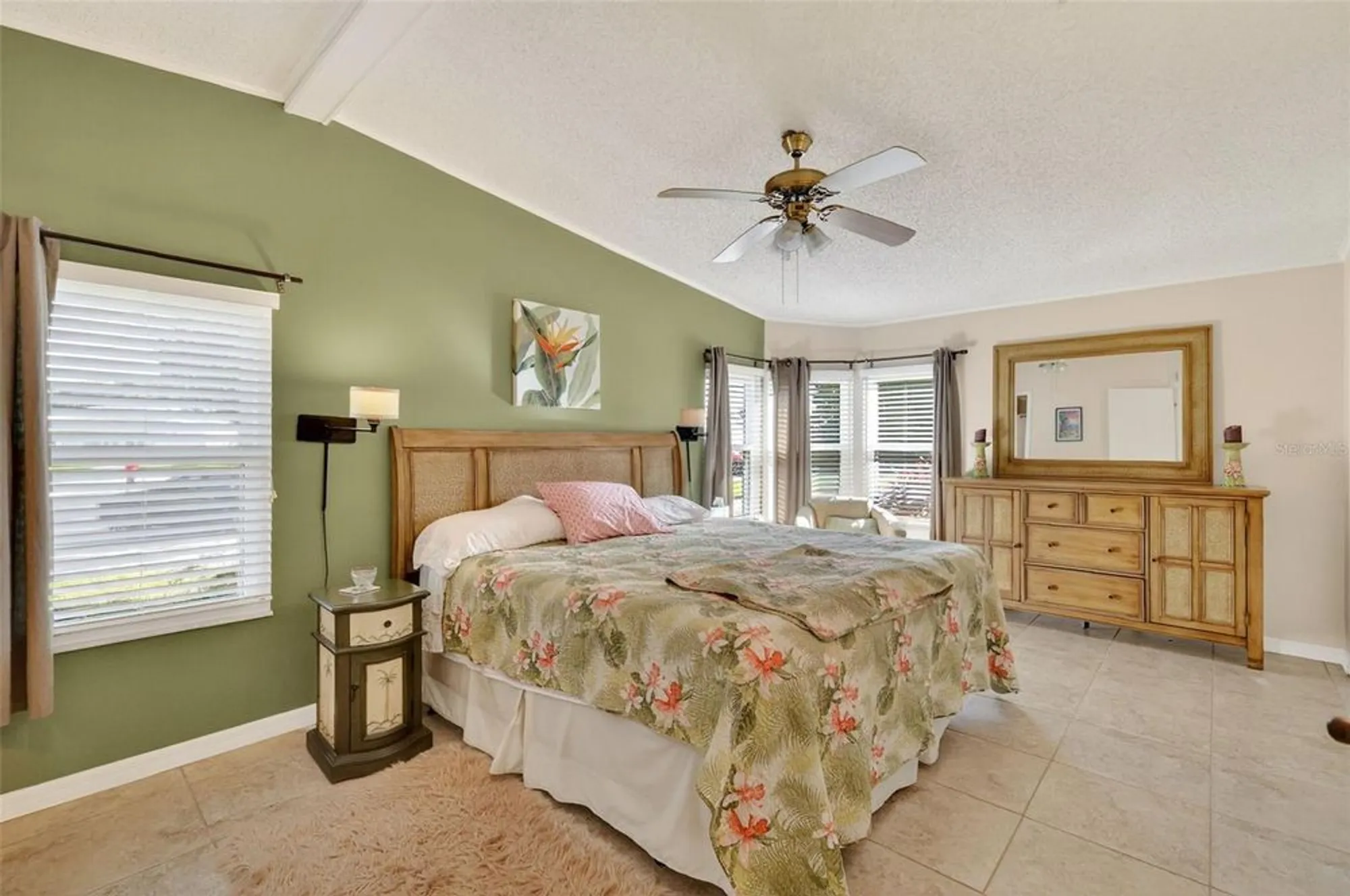 Property Slideshow image 12 of 28 | 5140 desoto way, Leesburg, FL, 34748