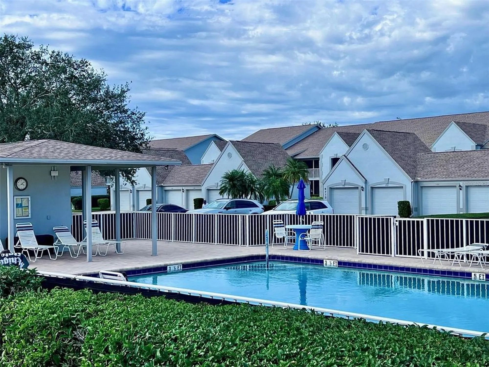 Property Slideshow image 29 of 71 | 6707 stone river rd apt 203, Bradenton, FL, 34203