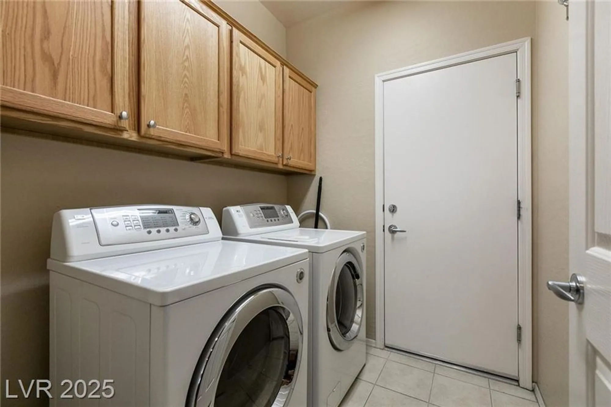 Property Slideshow image 31 of 58 | 7804 island rail dr, North Las Vegas, NV, 89084