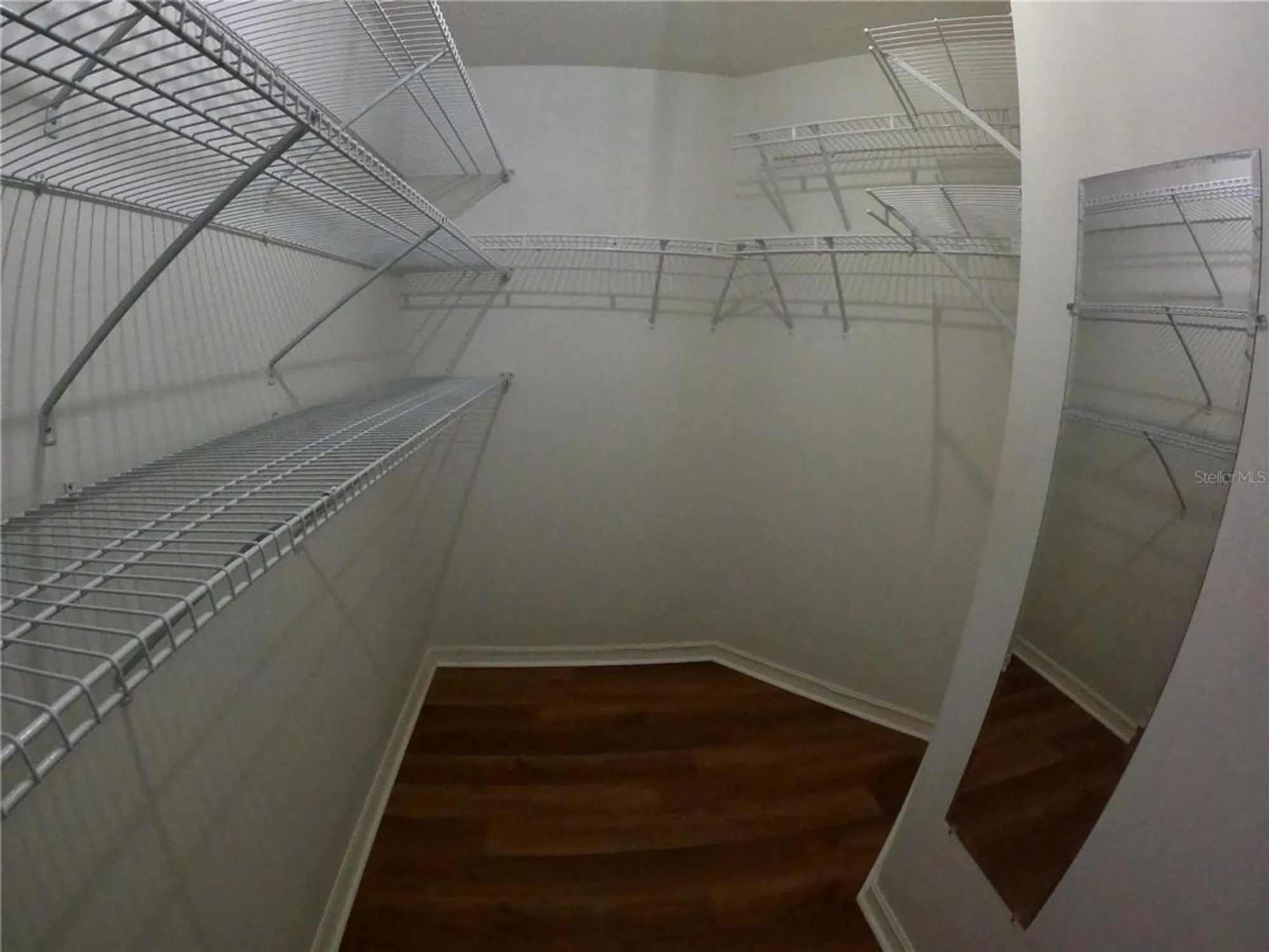 Property Slideshow image 15 of 20 | 1221 santa cruz dr, The Villages, FL, 32162