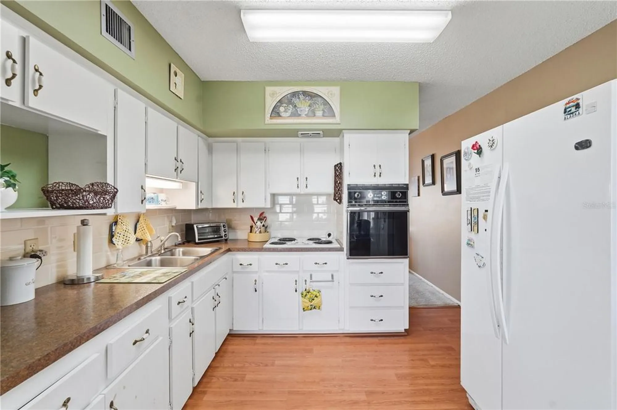 Property Slideshow image 7 of 22 | 2428 columbia dr 54, Clearwater, FL, 33763