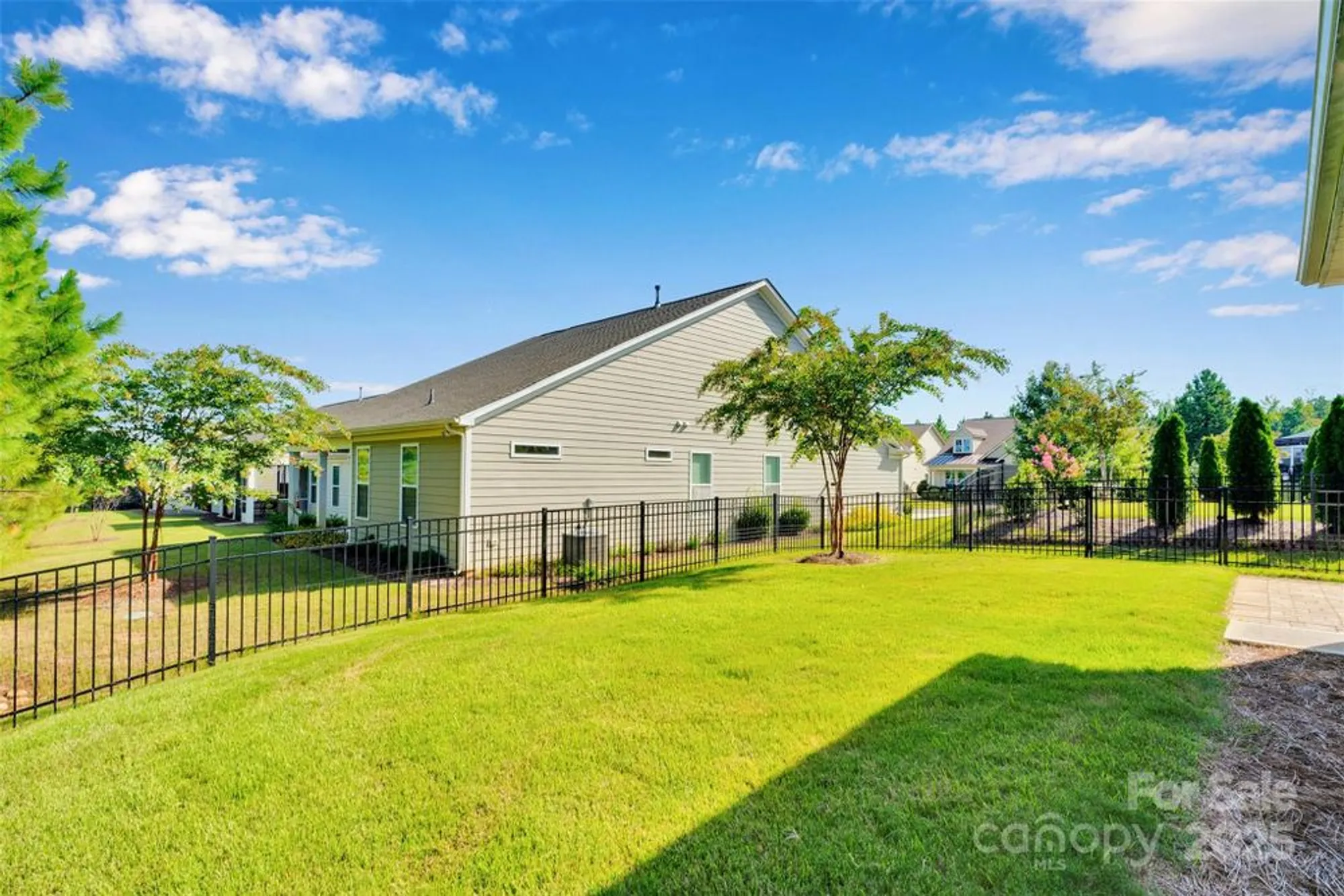 Property Slideshow image 6 of 45 | 8206 festival way, Charlotte, NC, 28215