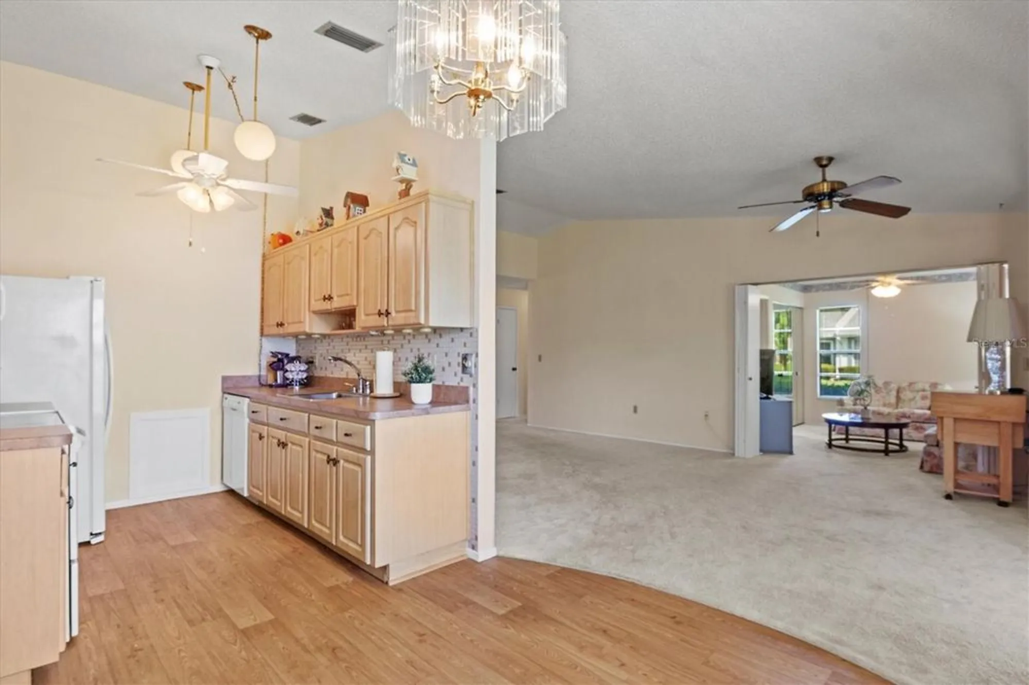 Property Slideshow image 8 of 37 | 3701 39th st, Bradenton, FL, 34205