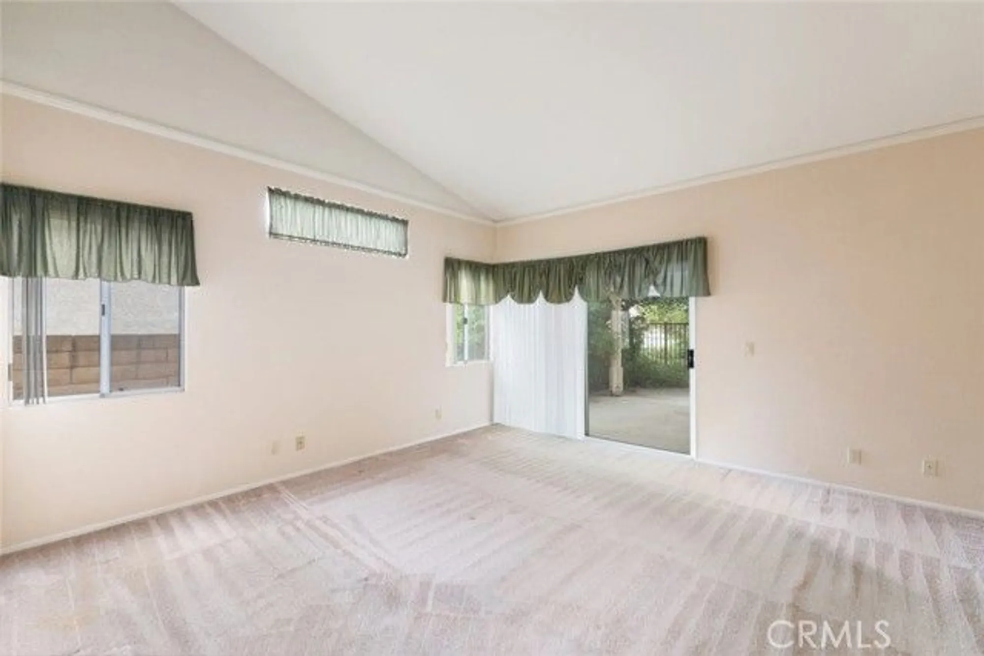 Property Slideshow image 37 of 56 | 40493 via estrada, Murrieta, CA, 92562
