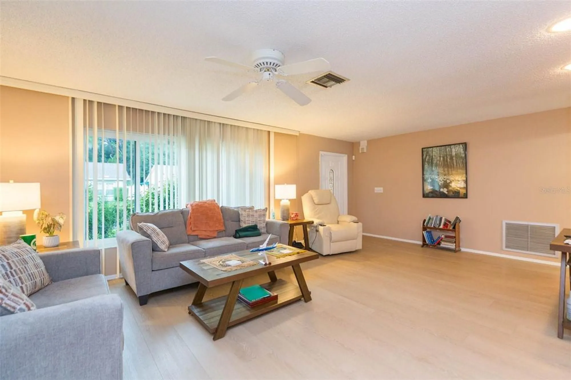 Property Slideshow image 8 of 37 | 1145 lanyard st, Palm Harbor, FL, 34685