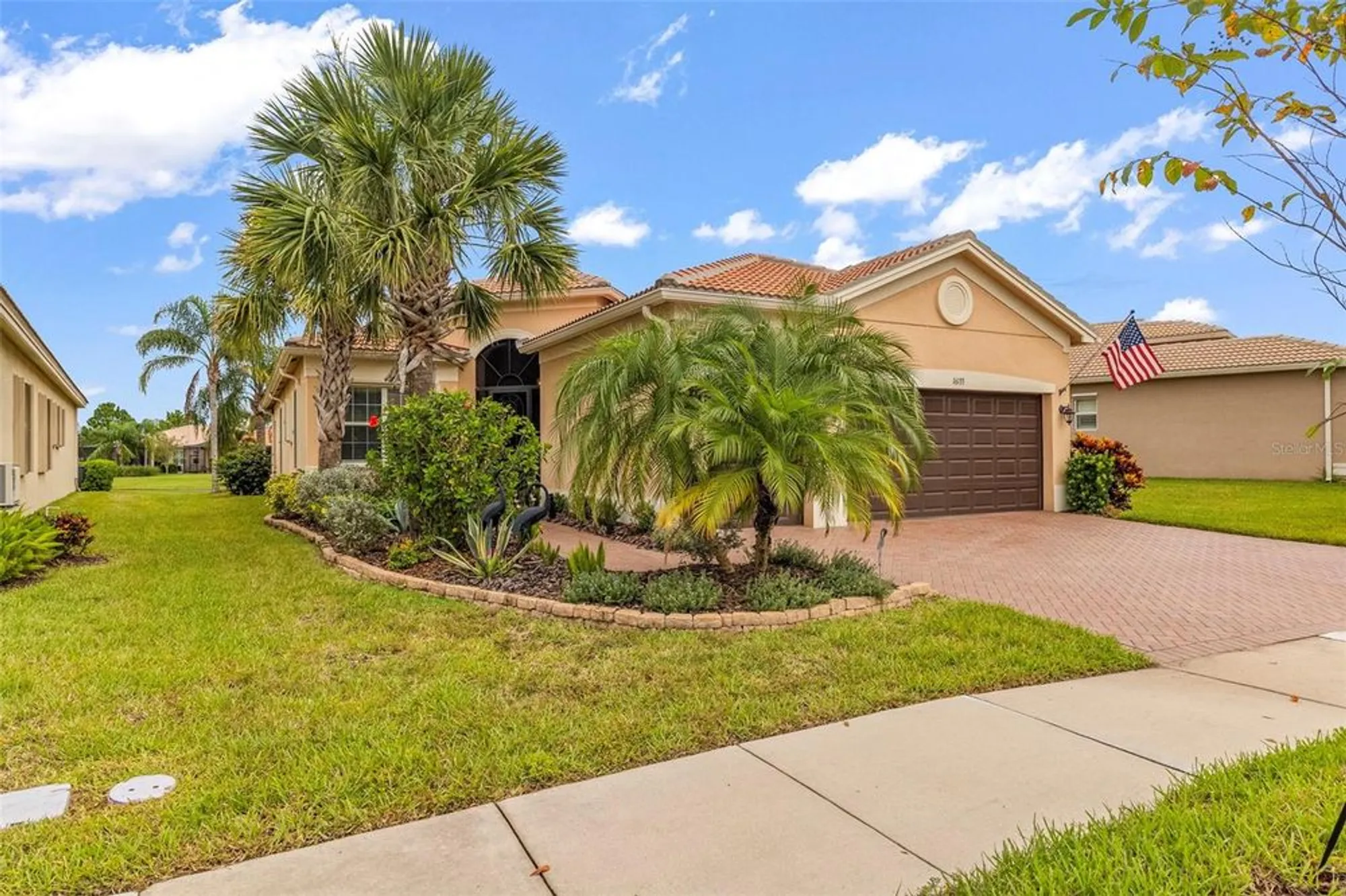 Property Slideshow image 4 of 49 | 16133 coquina bay ln, Wimauma, FL, 33598