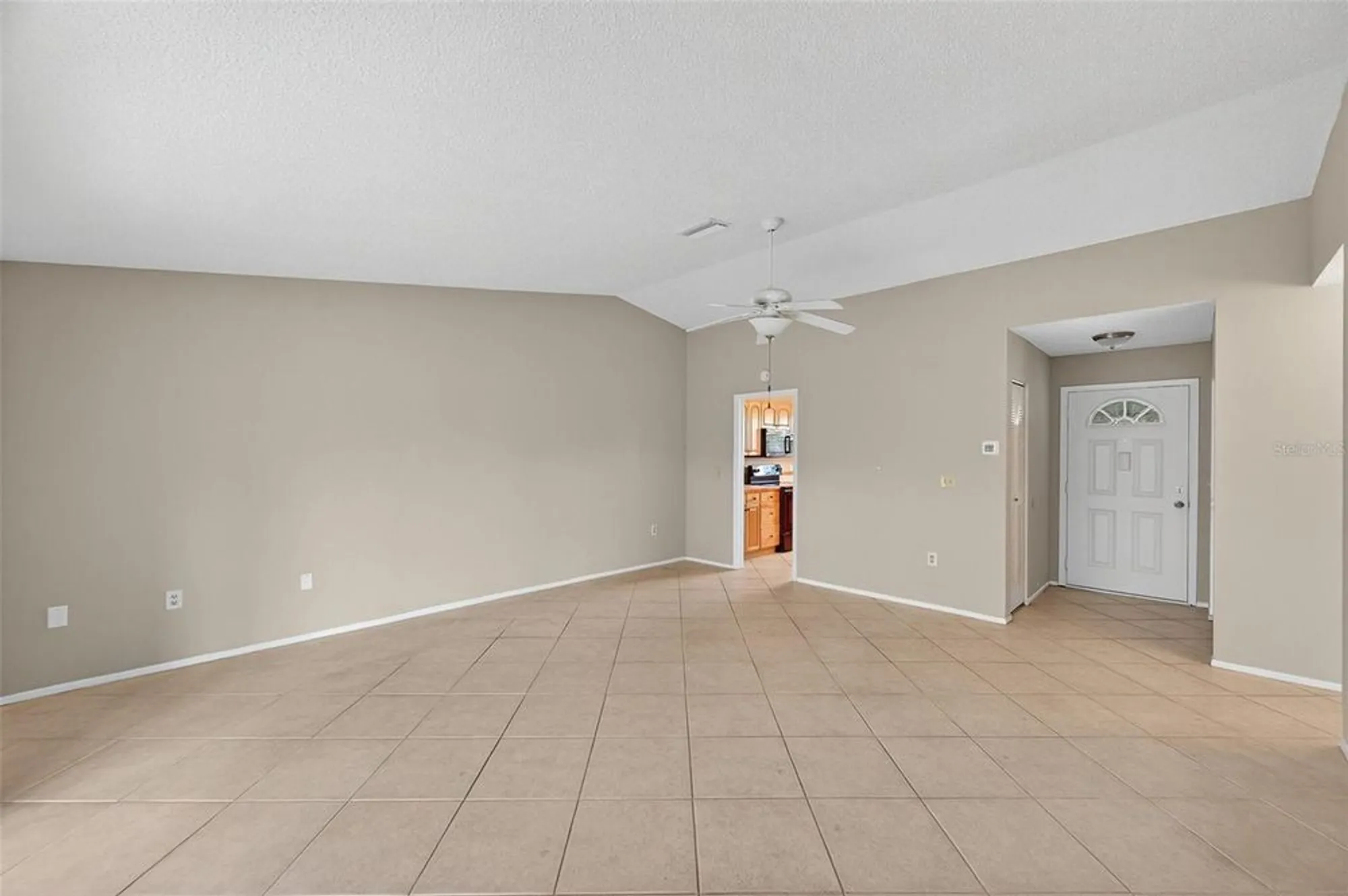 Property Slideshow image 3 of 30 | 3704 39th st w # 23, Bradenton, FL, 34205