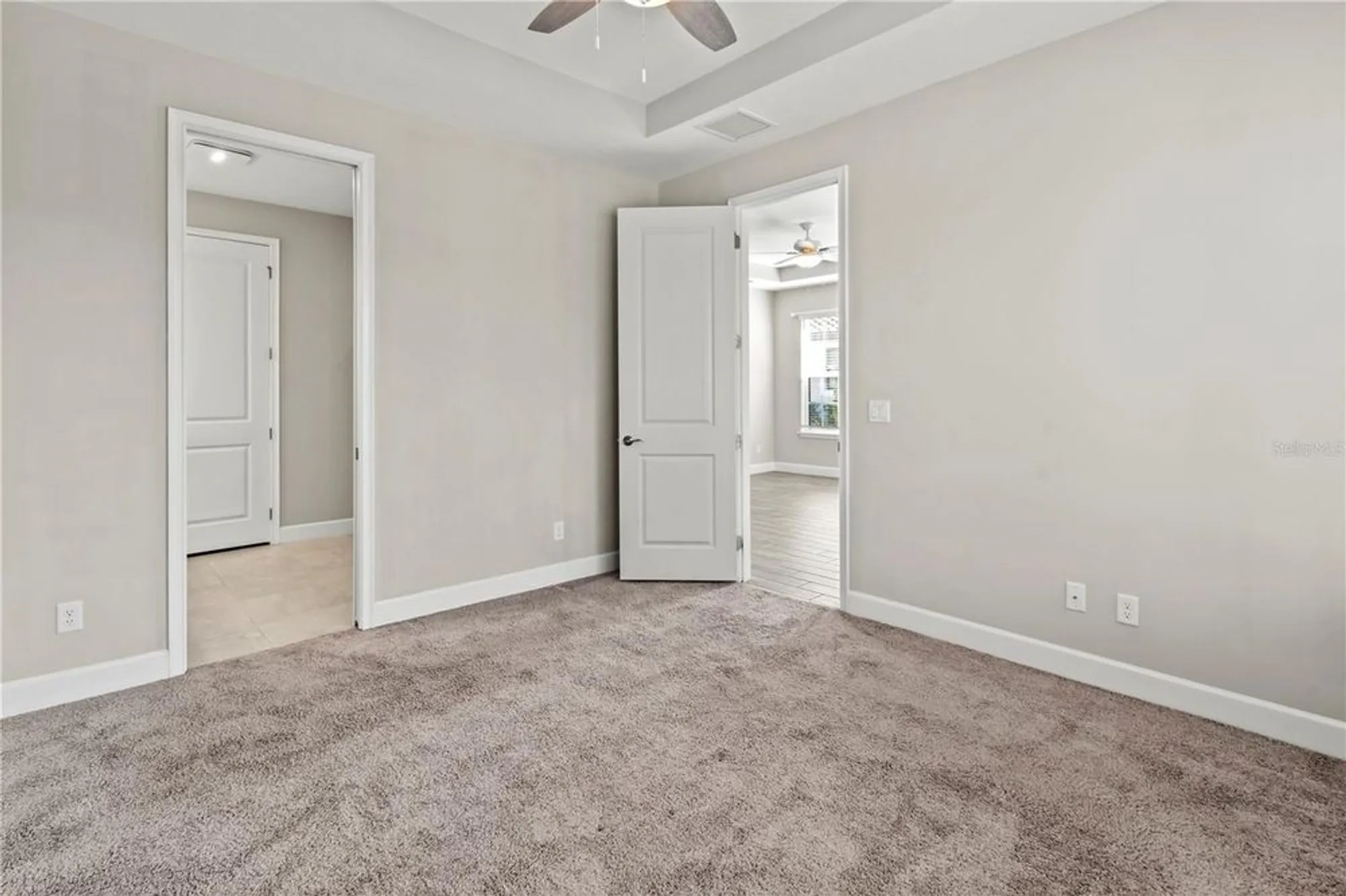 Property Slideshow image 13 of 32 | 6250 plateau ct, Bradenton, FL, 34203