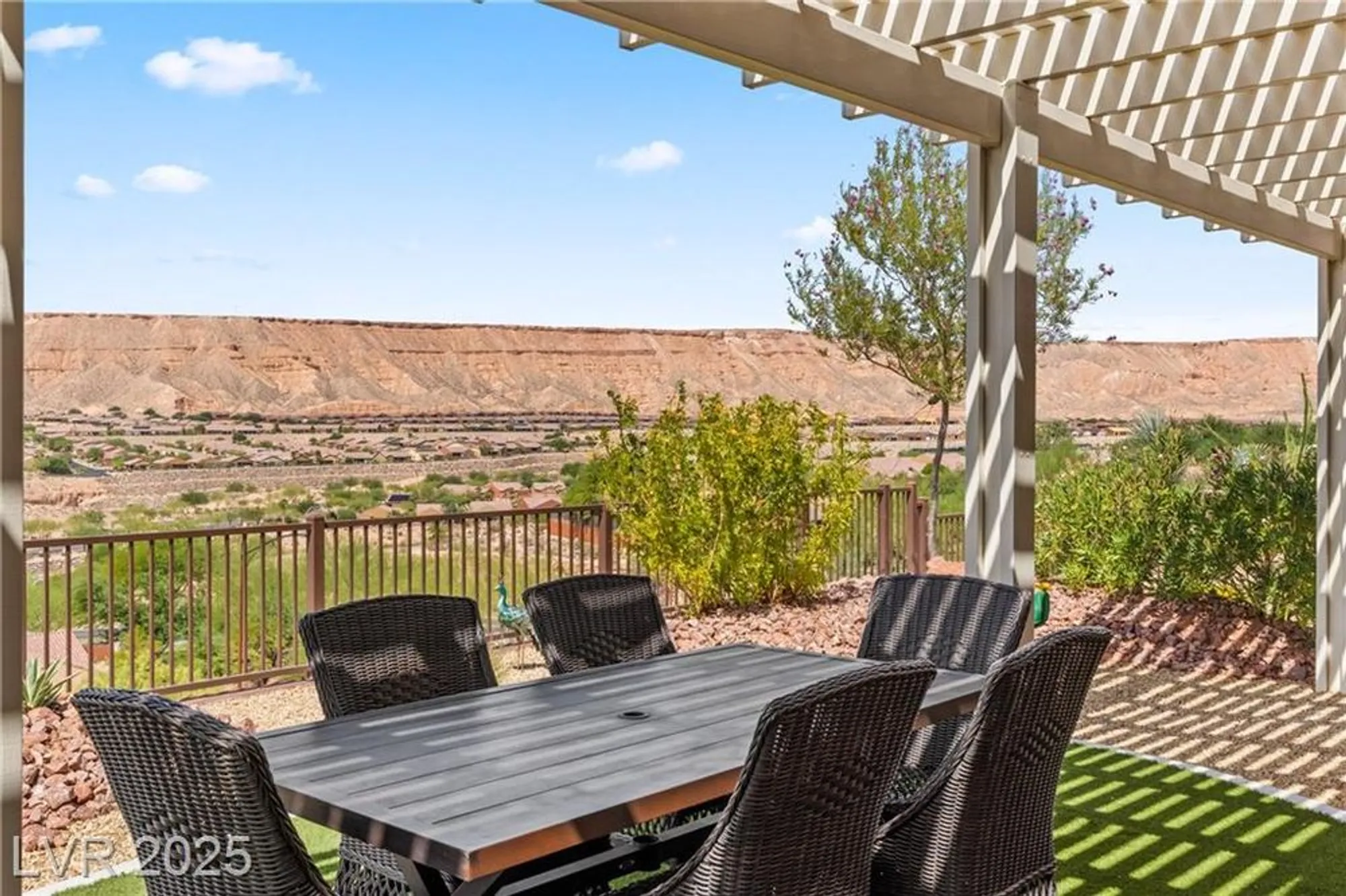 Property Slideshow image 1 of 56 | 1221 tortoise rdg, Mesquite, NV, 89034