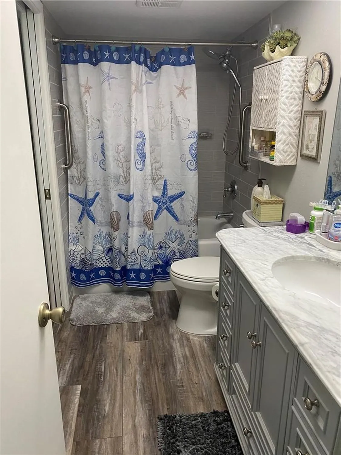 Property Slideshow image 15 of 30 | 1609 whitebridge dr c, Palm Harbor, FL, 34684