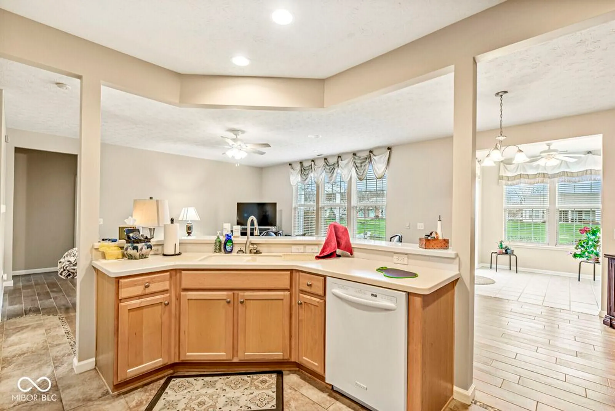 Property Slideshow image 19 of 29 | 15282 trebbiano dr, Fishers, IN, 46037