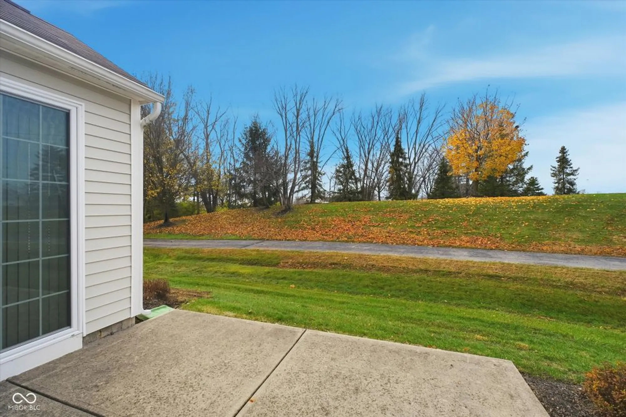 Property Slideshow image 27 of 42 | 12766 winery way, Fishers, IN, 46037