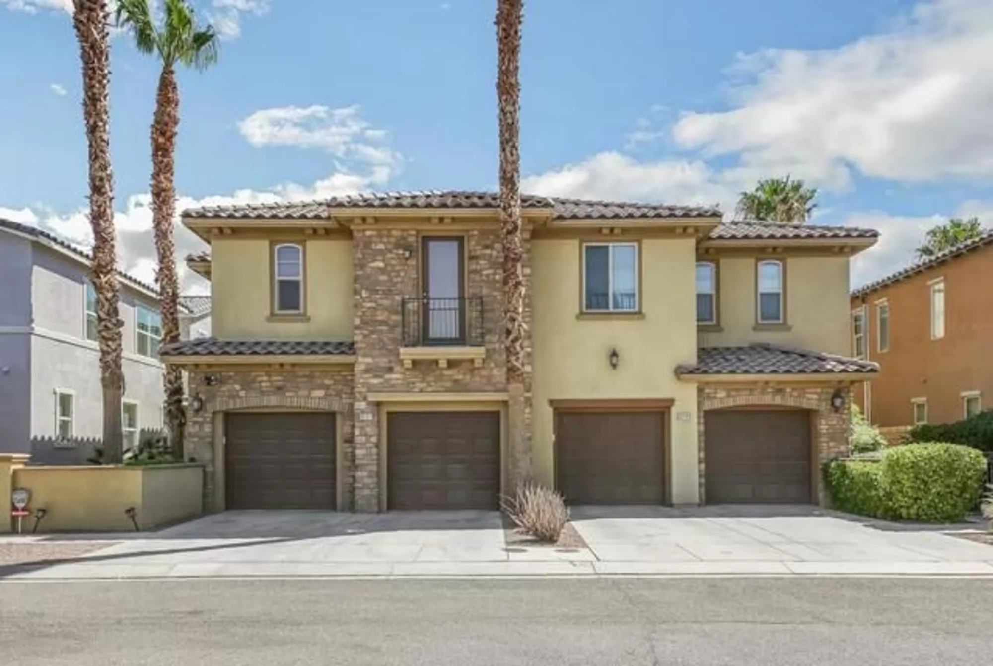 Property Slideshow image 33 of 36 | 43157 armonia ct, Indio, CA, 92203