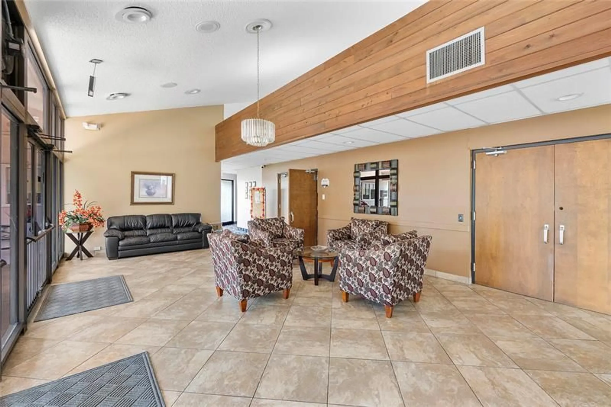 Property Slideshow image 34 of 50 | 6890 royal palm blvd 102h, Margate, FL, 33063