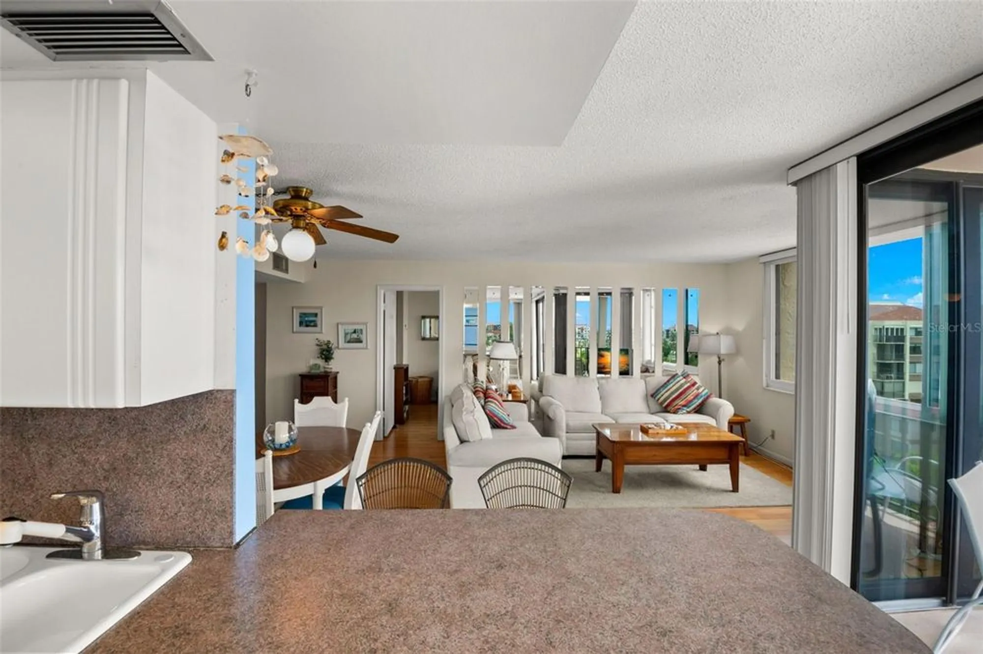 Property Slideshow image 12 of 43 | 6219 palma del mar blvd s apt 606, Saint Petersburg, FL, 33715