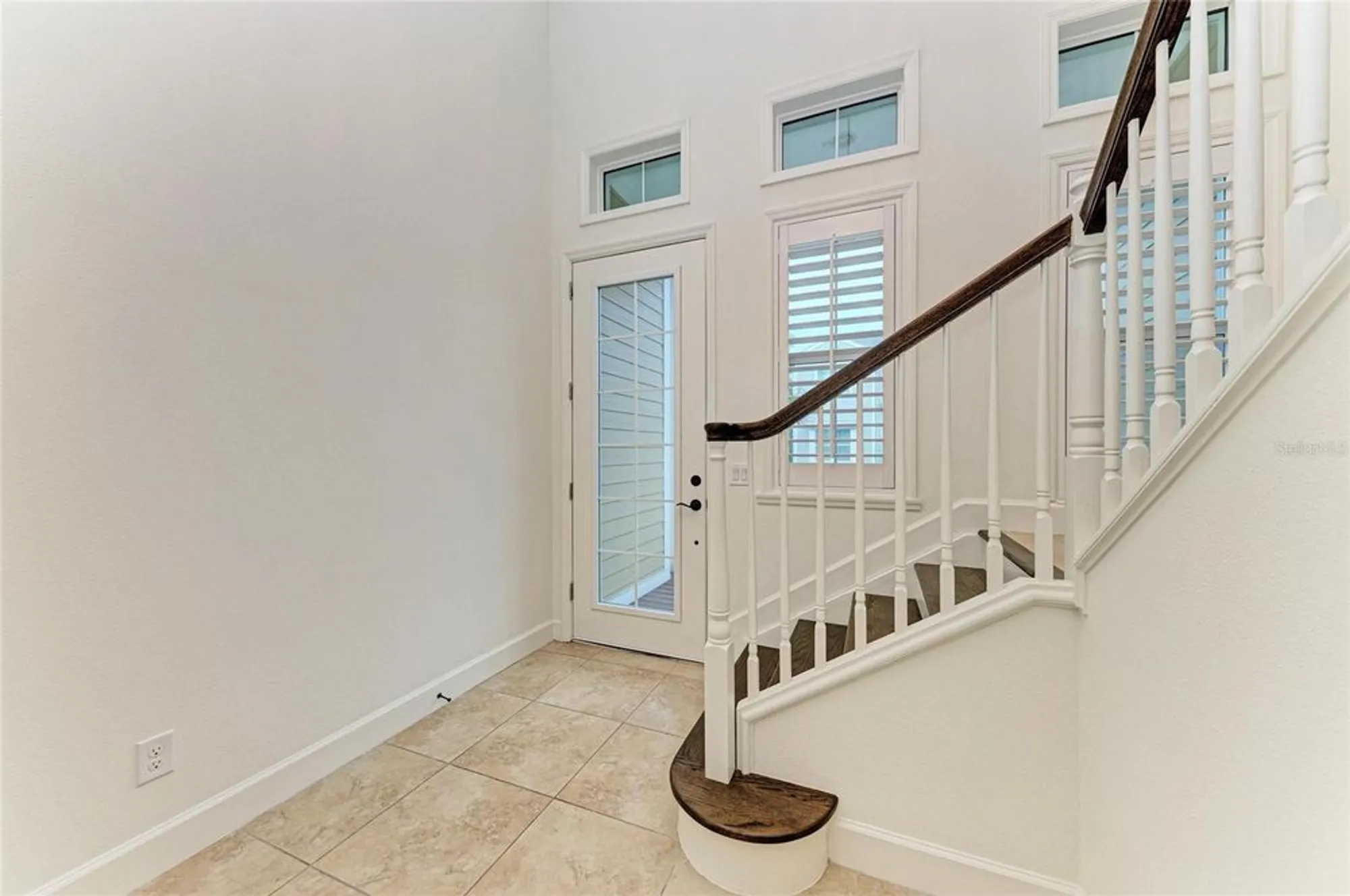 Property Slideshow image 6 of 100 | 258 sapphire lake dr unit 202, Bradenton, FL, 34209