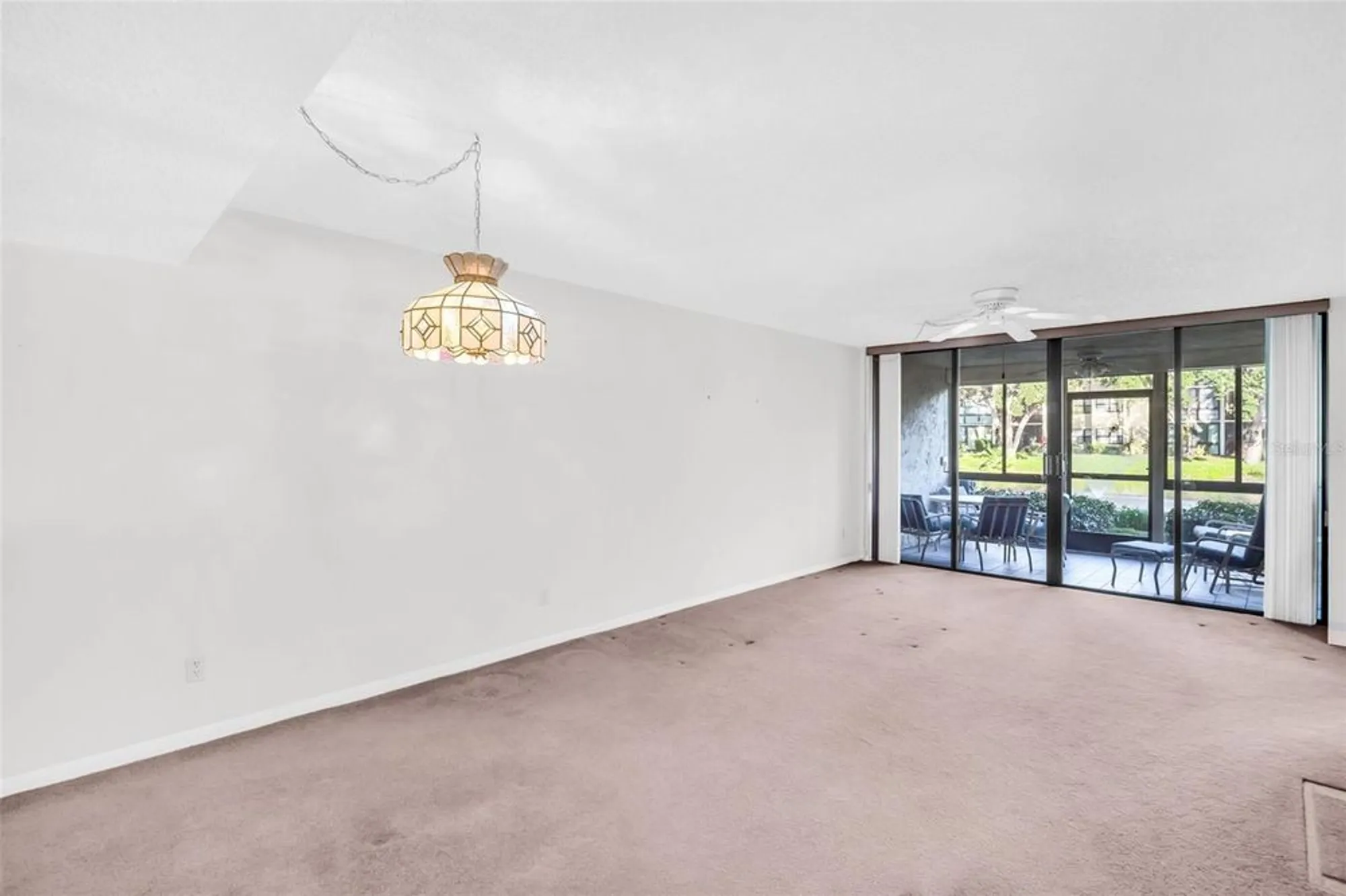 Property Slideshow image 2 of 37 | 11945 143rd st 7121, Largo, FL, 33774