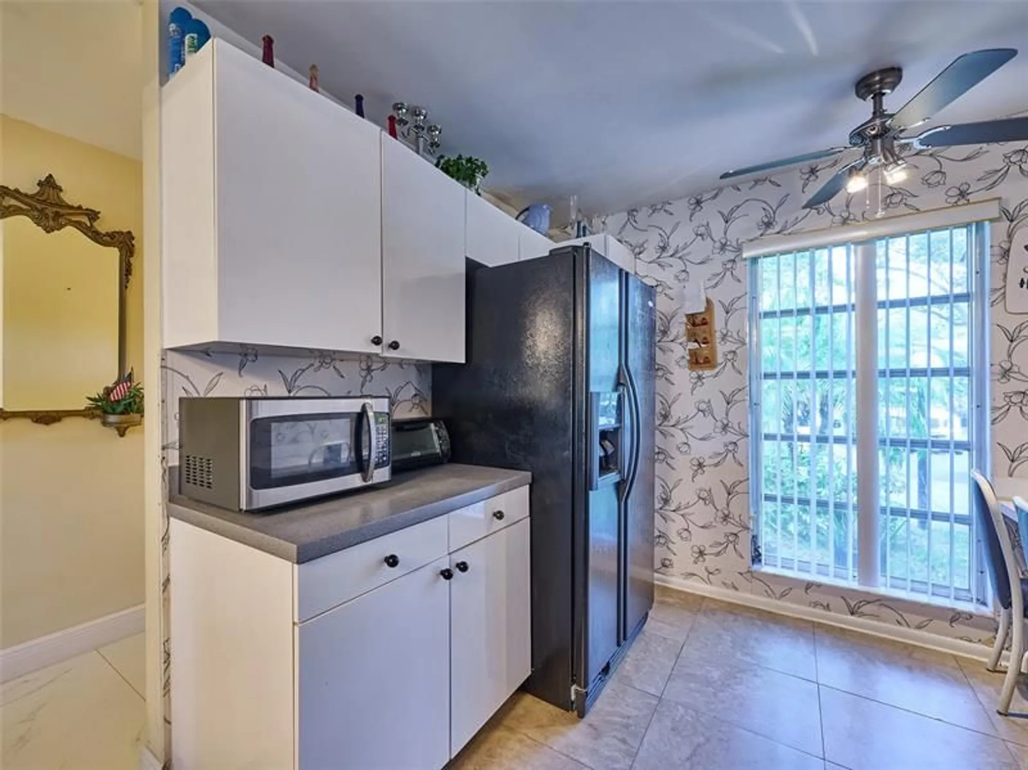 Property Slideshow image 14 of 26 | 7708 margate blvd, Margate, FL, 33063