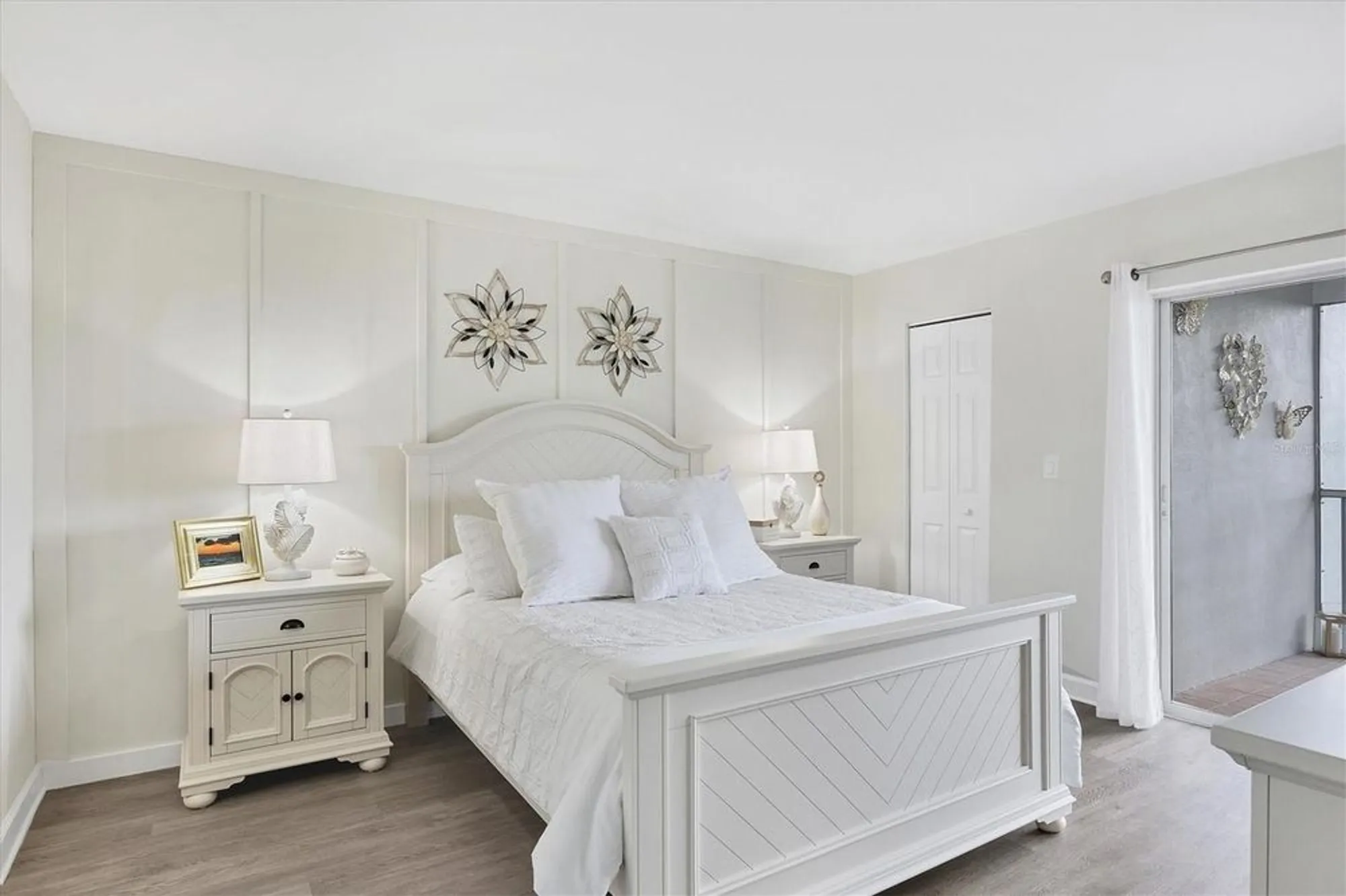 Property Slideshow image 23 of 61 | 408 cerromar cir 331, Venice, FL, 34293