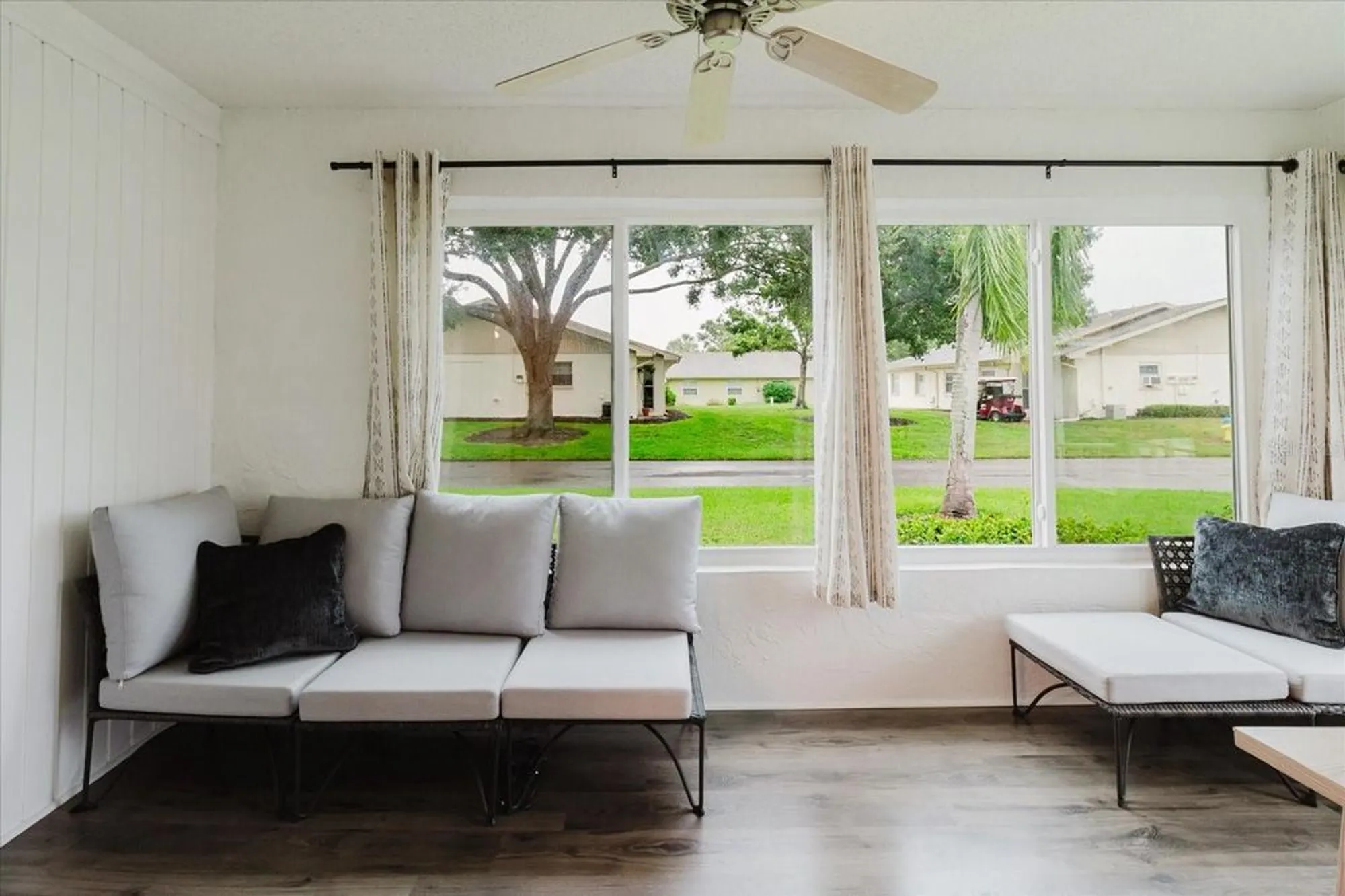 Property Slideshow image 23 of 63 | 2209 grenadier dr, Sun City Center, FL, 33573