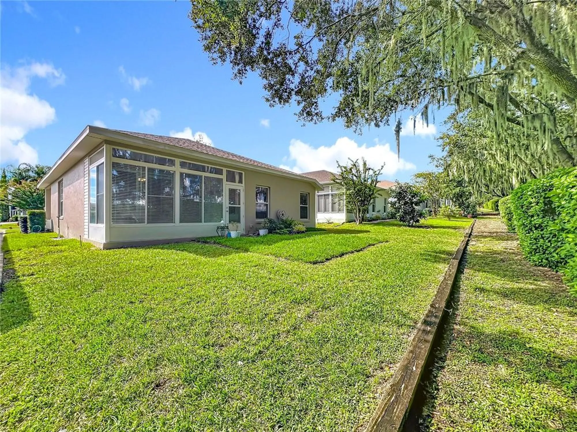 Property Slideshow image 47 of 59 | 5643 bounty cir, Tavares, FL, 32778