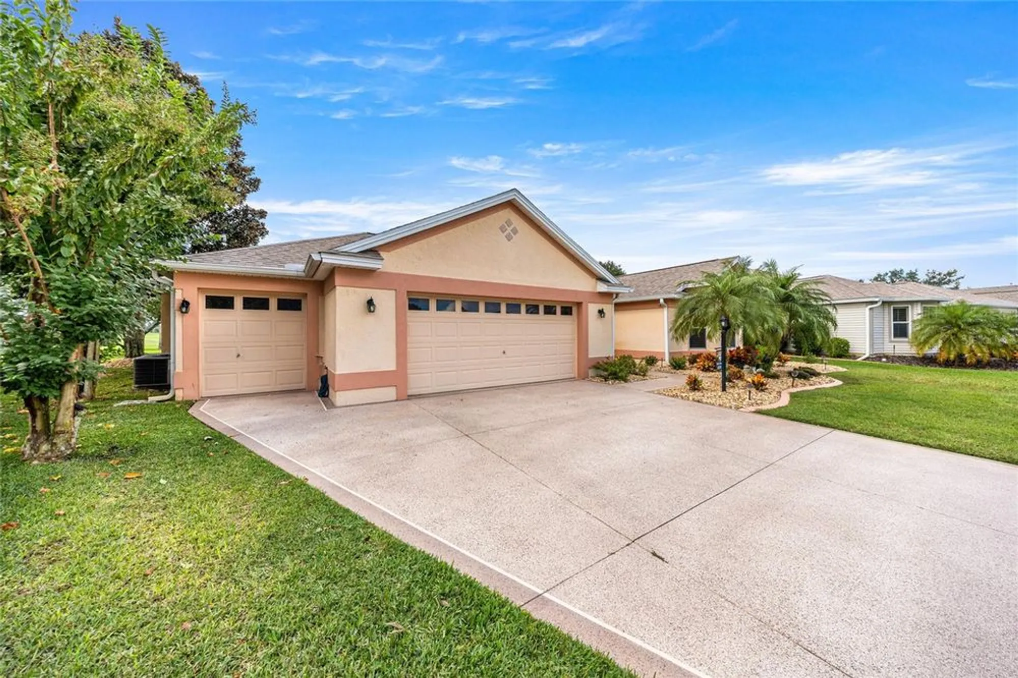 Property Slideshow image 3 of 44 | 1850 kyrle ter, The Villages, FL, 32162