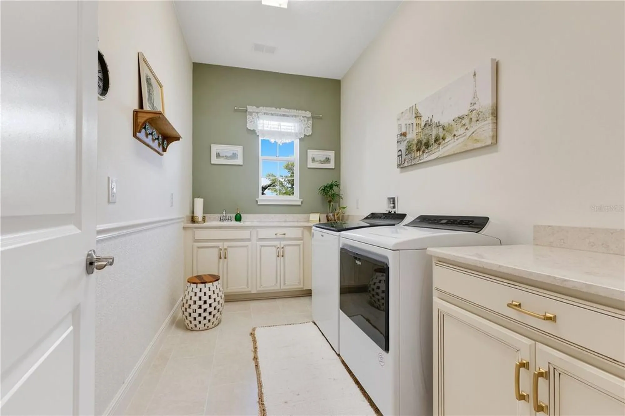 Property Slideshow image 33 of 77 | 2672 meadowedge loop, Saint Cloud, FL, 34772