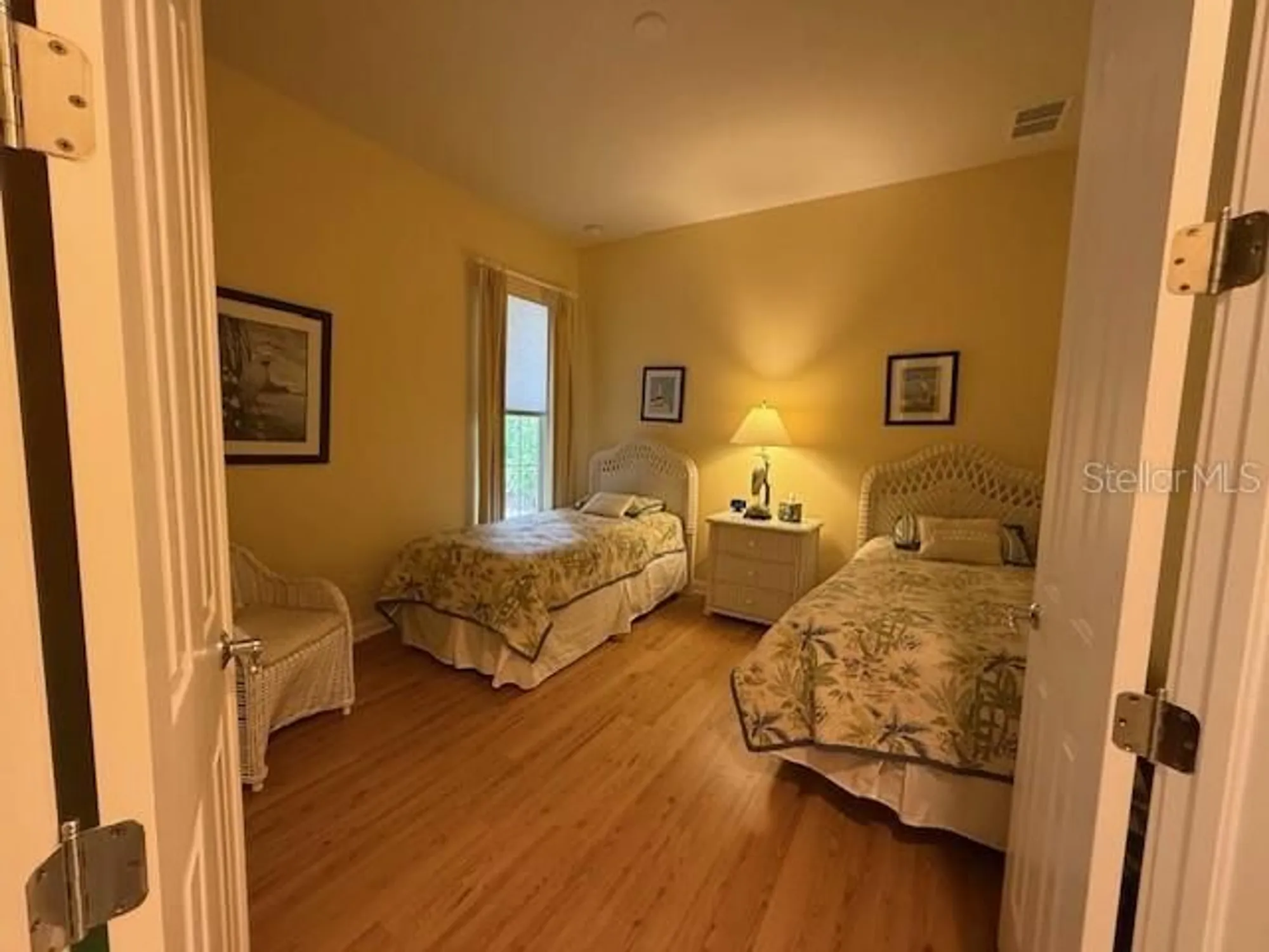 Property Slideshow image 8 of 56 | 5962 roseto pl, Sarasota, FL, 34238