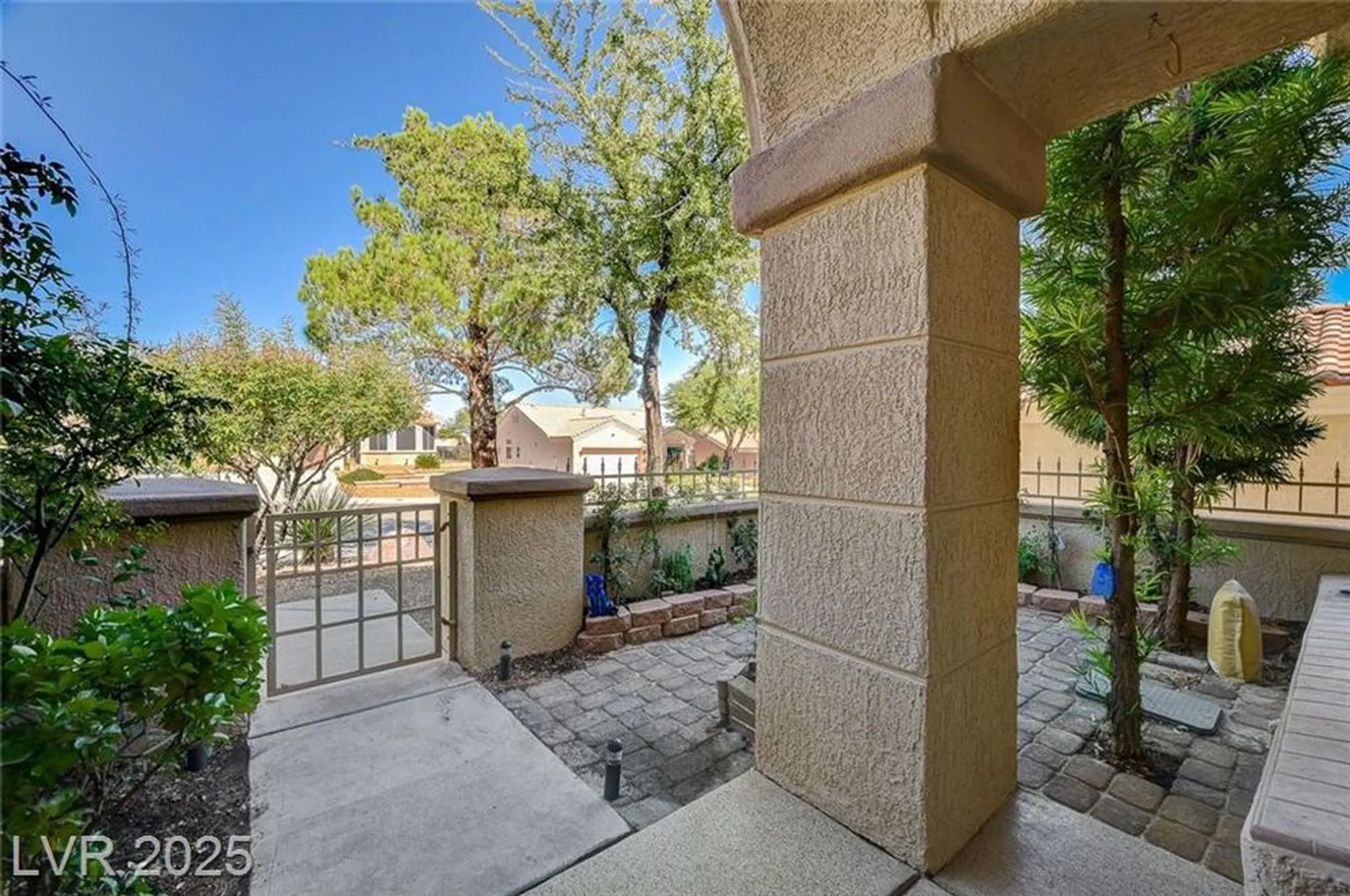Property Slideshow image 5 of 47 | 10725 mission lakes ave, Las Vegas, NV, 89134